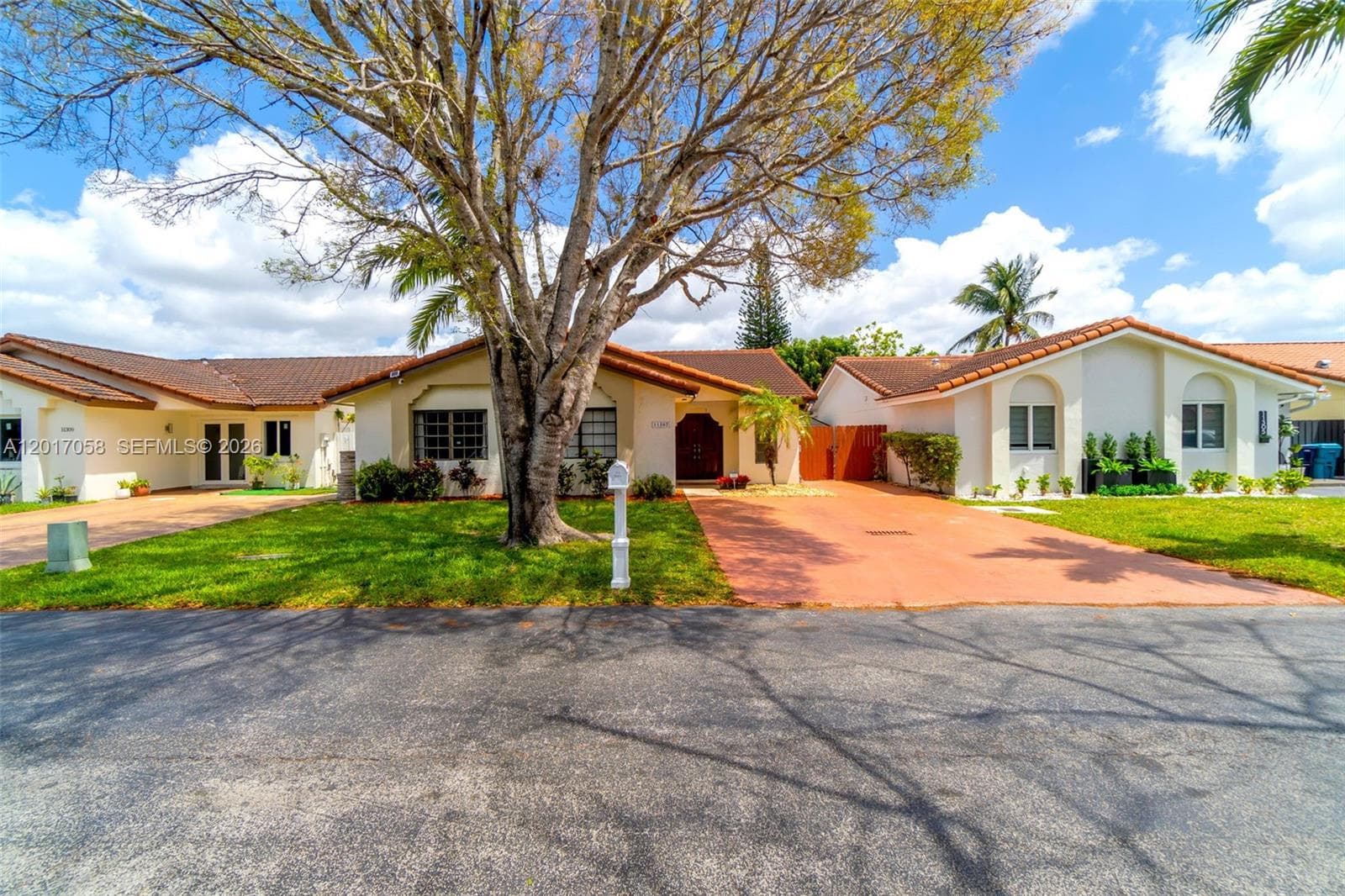 11307 SW 74th Ter, Miami FL 33173 — 2