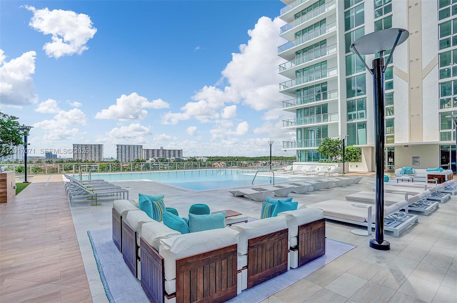 330 Sunny Isles Blvd # 2205, Sunny Isles Beach FL 33160 — 57