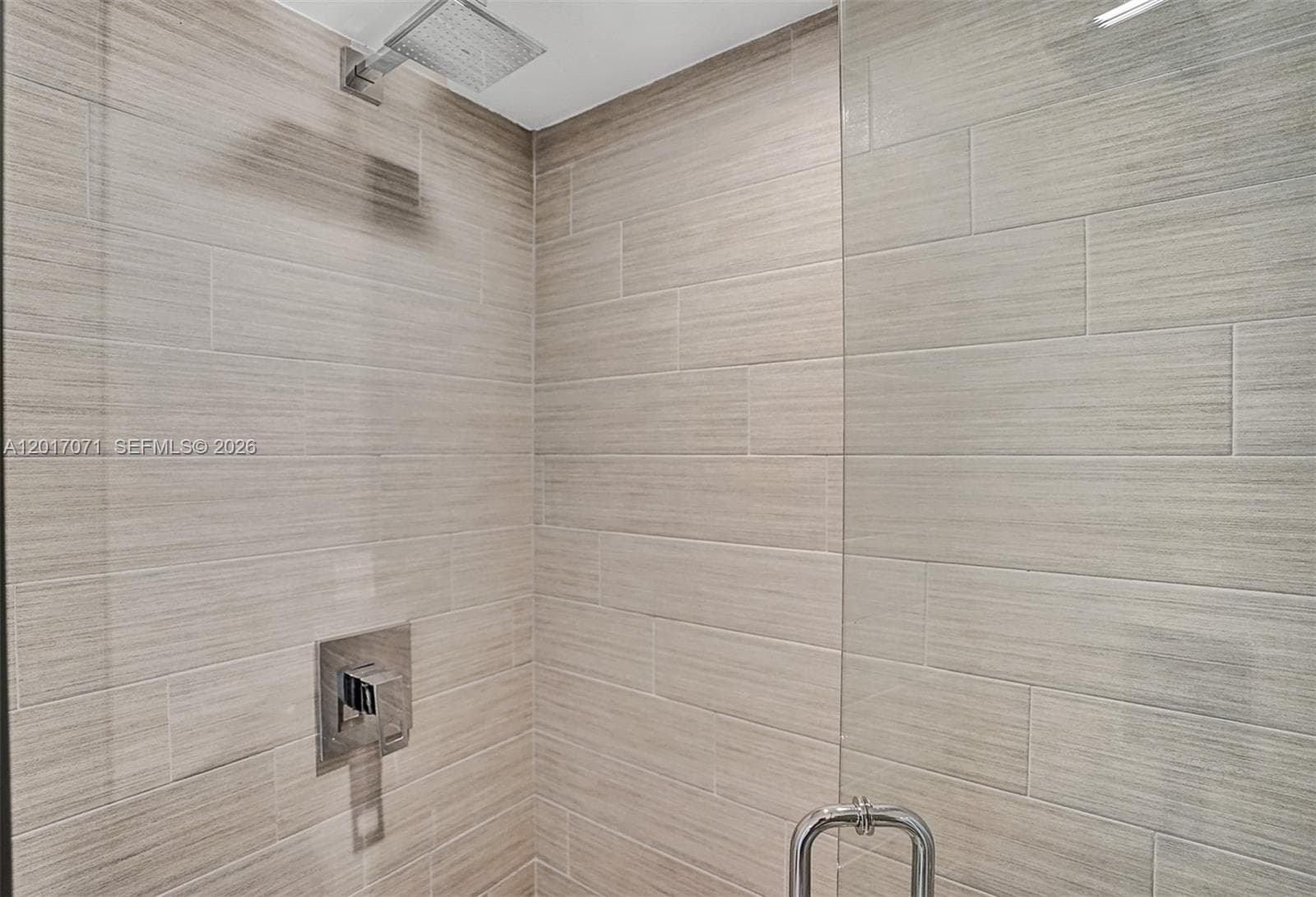 330 Sunny Isles Blvd # 2205, Sunny Isles Beach FL 33160 — 40