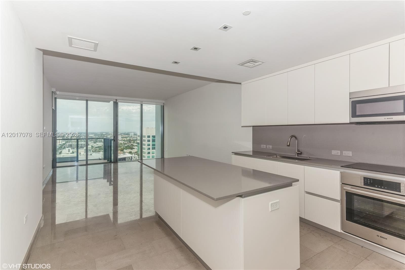 88 SW 7th St # 2508, Miami FL 33130 — 3