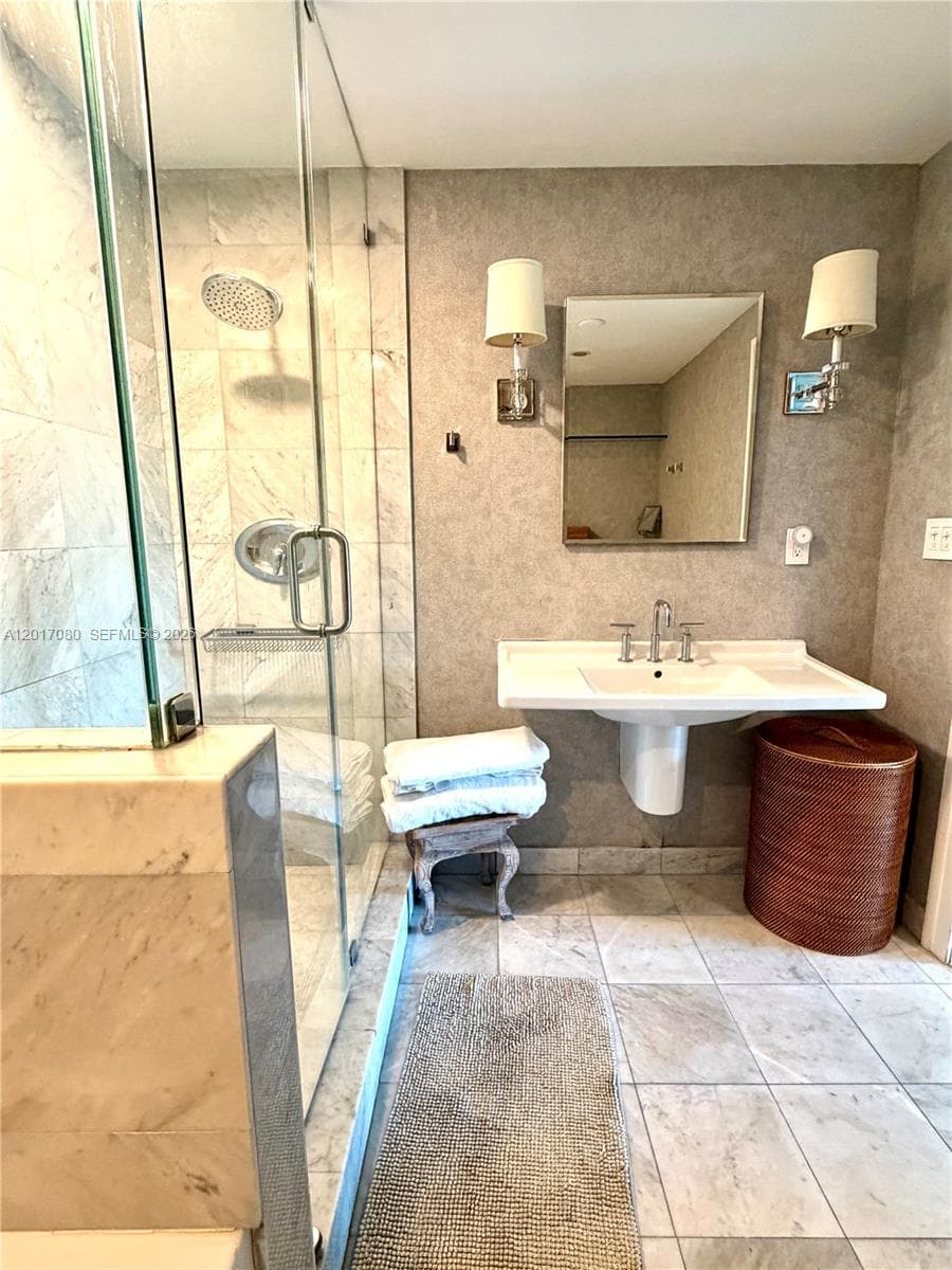 6580 Indian Creek Dr # 207, Miami Beach FL 33141 — 17