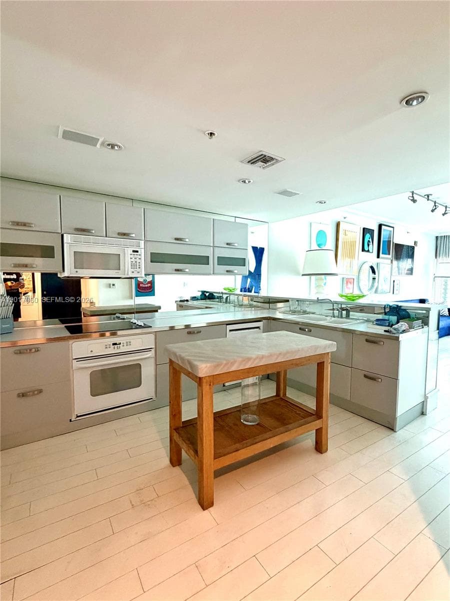 6580 Indian Creek Dr # 207, Miami Beach FL 33141 — 4