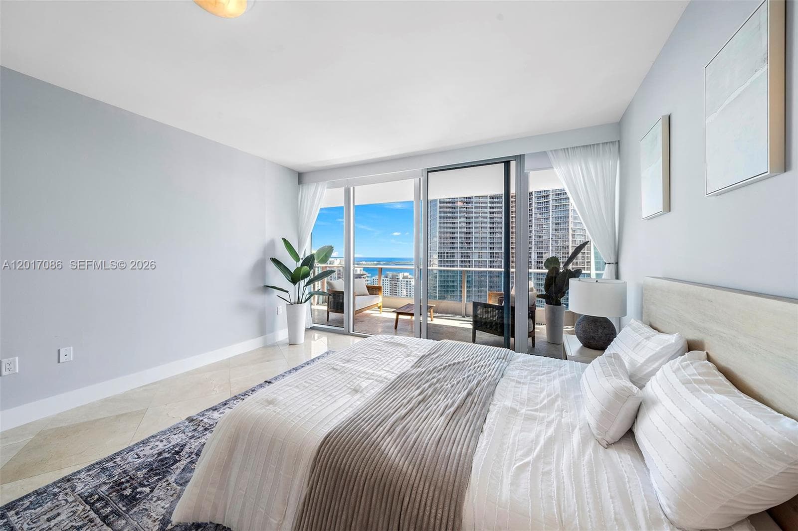 200 Biscayne Boulevard Way # 4308, Miami FL 33131 — 17