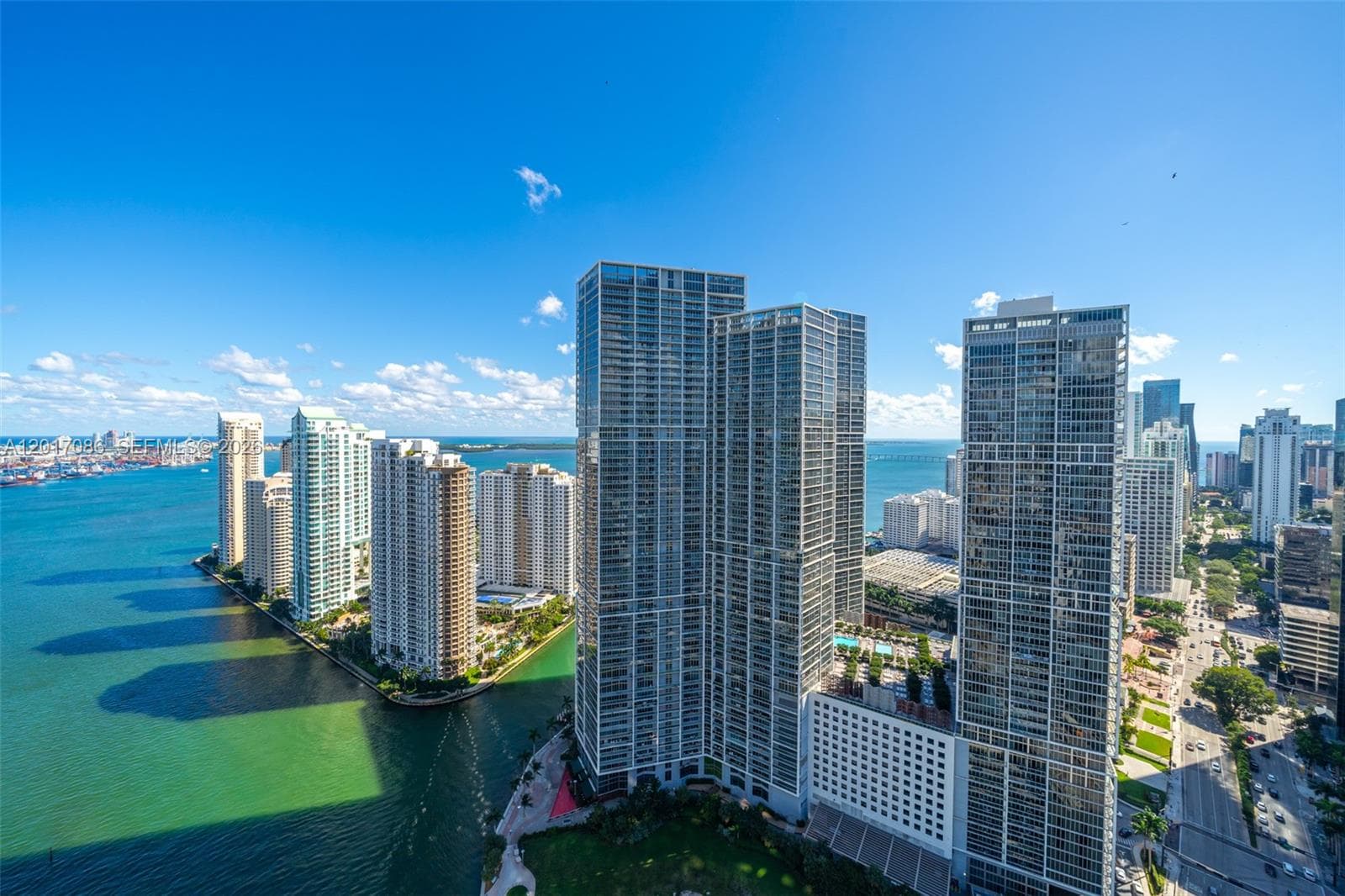 200 Biscayne Boulevard Way # 4308, Miami FL 33131 — 28