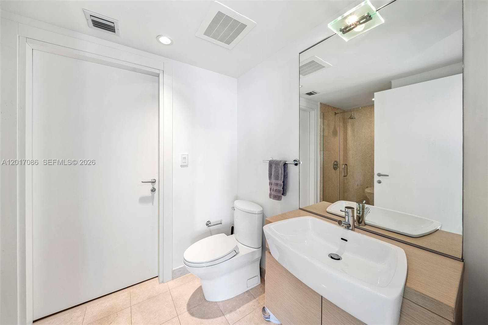 200 Biscayne Boulevard Way # 4308, Miami FL 33131 — 14