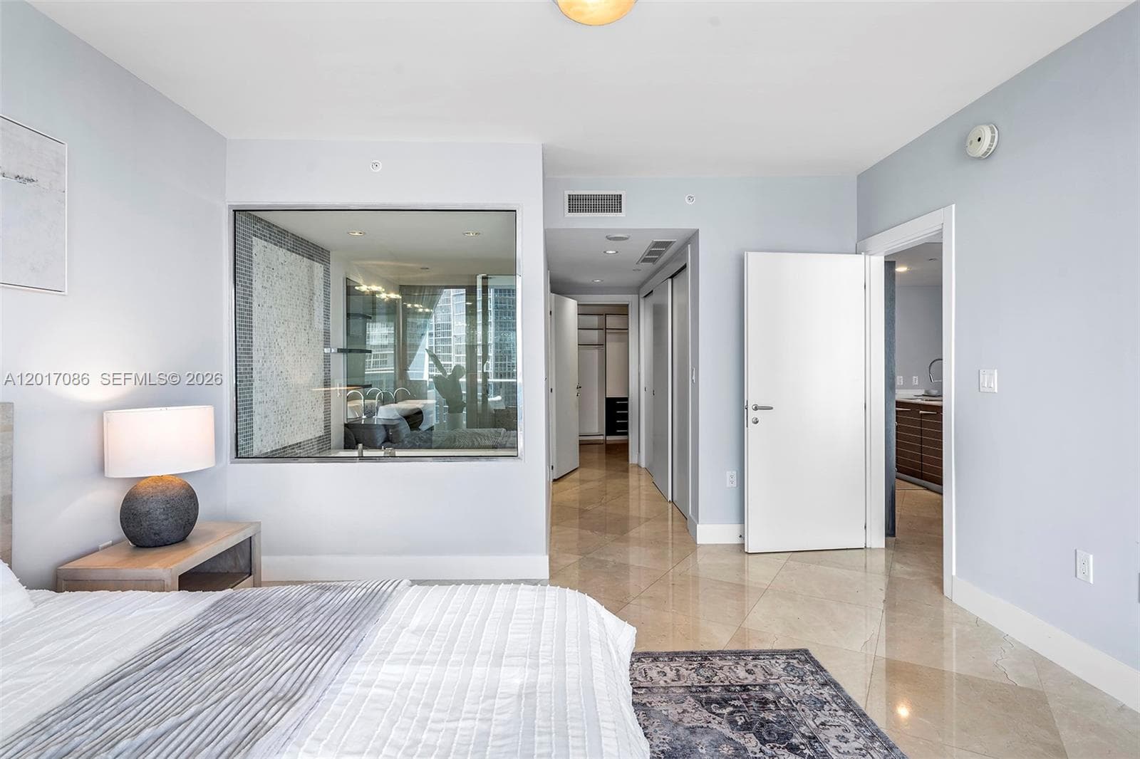 200 Biscayne Boulevard Way # 4308, Miami FL 33131 — 18