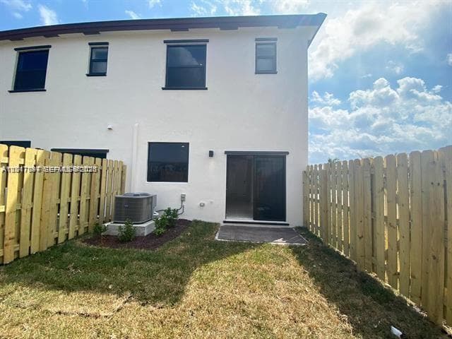 575 NE 208th Ter # 575, Miami FL 33179 — 15