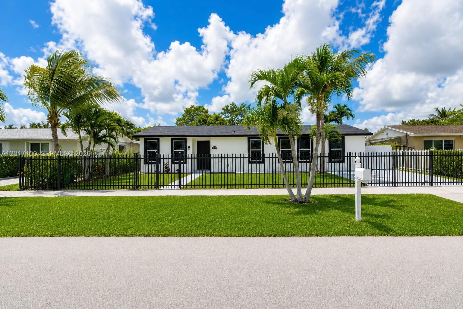 19050 SW 125th Ave, Miami FL 33177 — 1