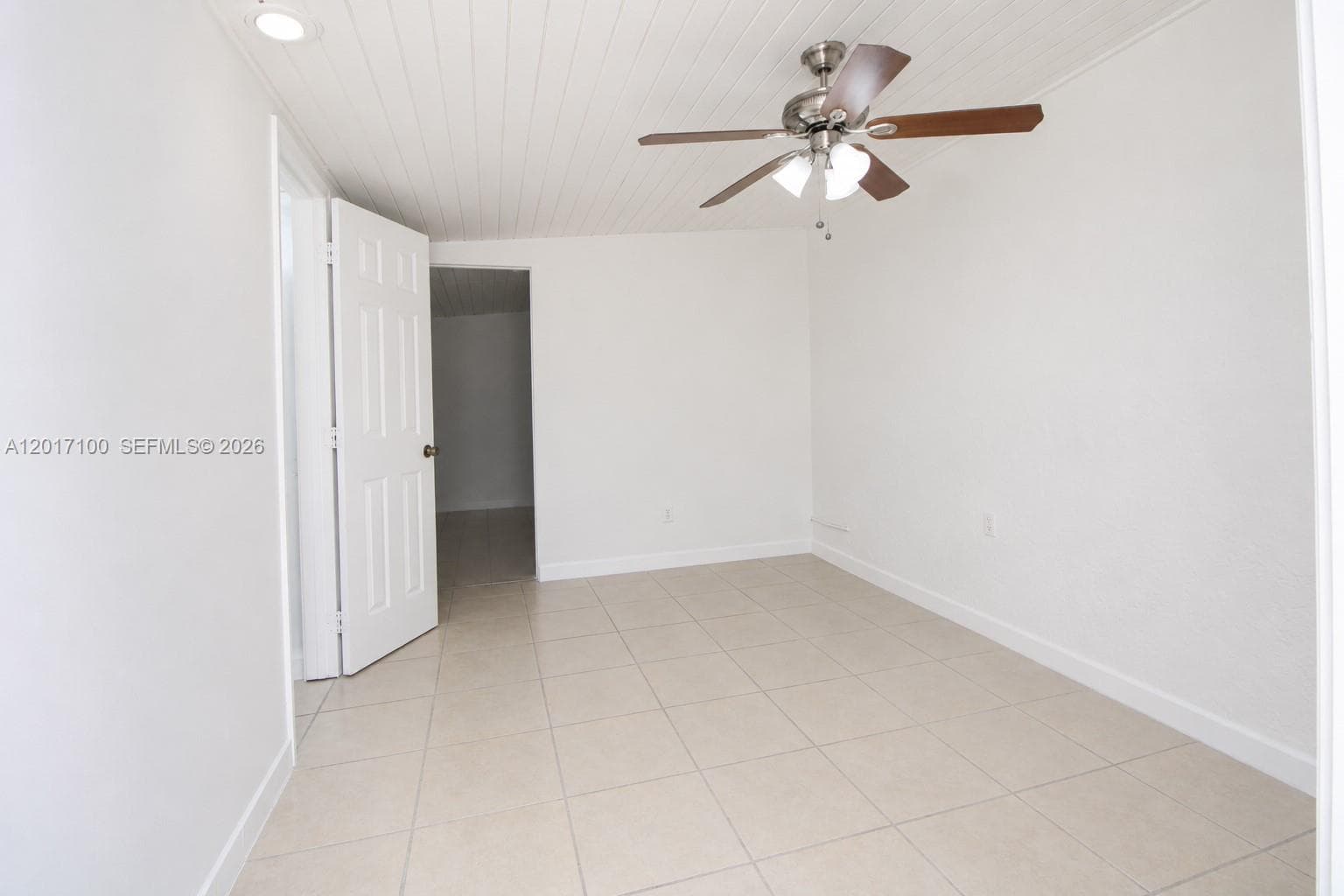 19050 SW 125th Ave, Miami FL 33177 — 37