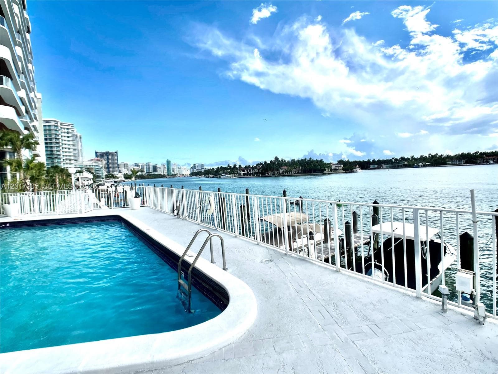 6820 Indian Creek Dr # 9C, Miami Beach FL 33141 — 17