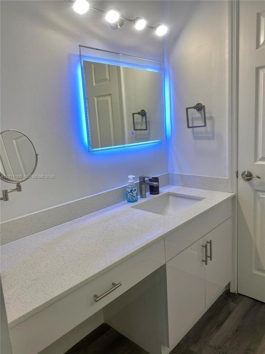6820 Indian Creek Dr # 9C, Miami Beach FL 33141 — 11