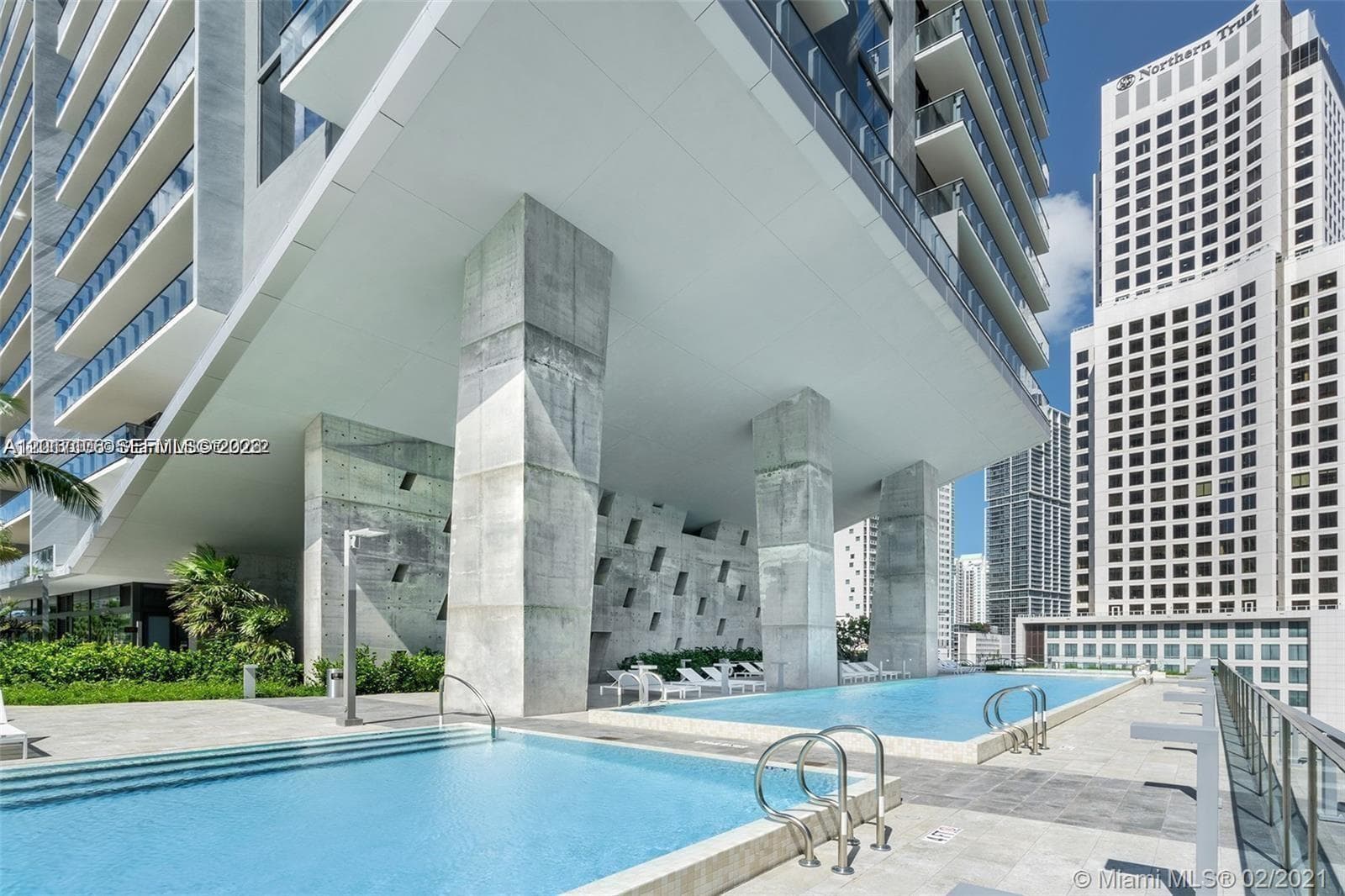 68 SE 6th St # 2510, Miami FL 33131 — 8