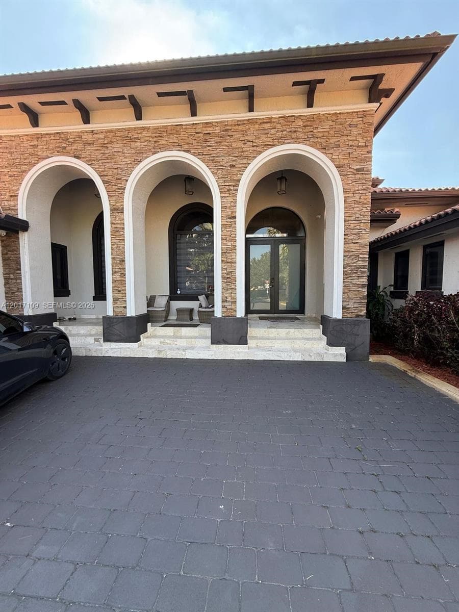 19596 SW 130th Avenue Road, Miami FL 33177 — 2