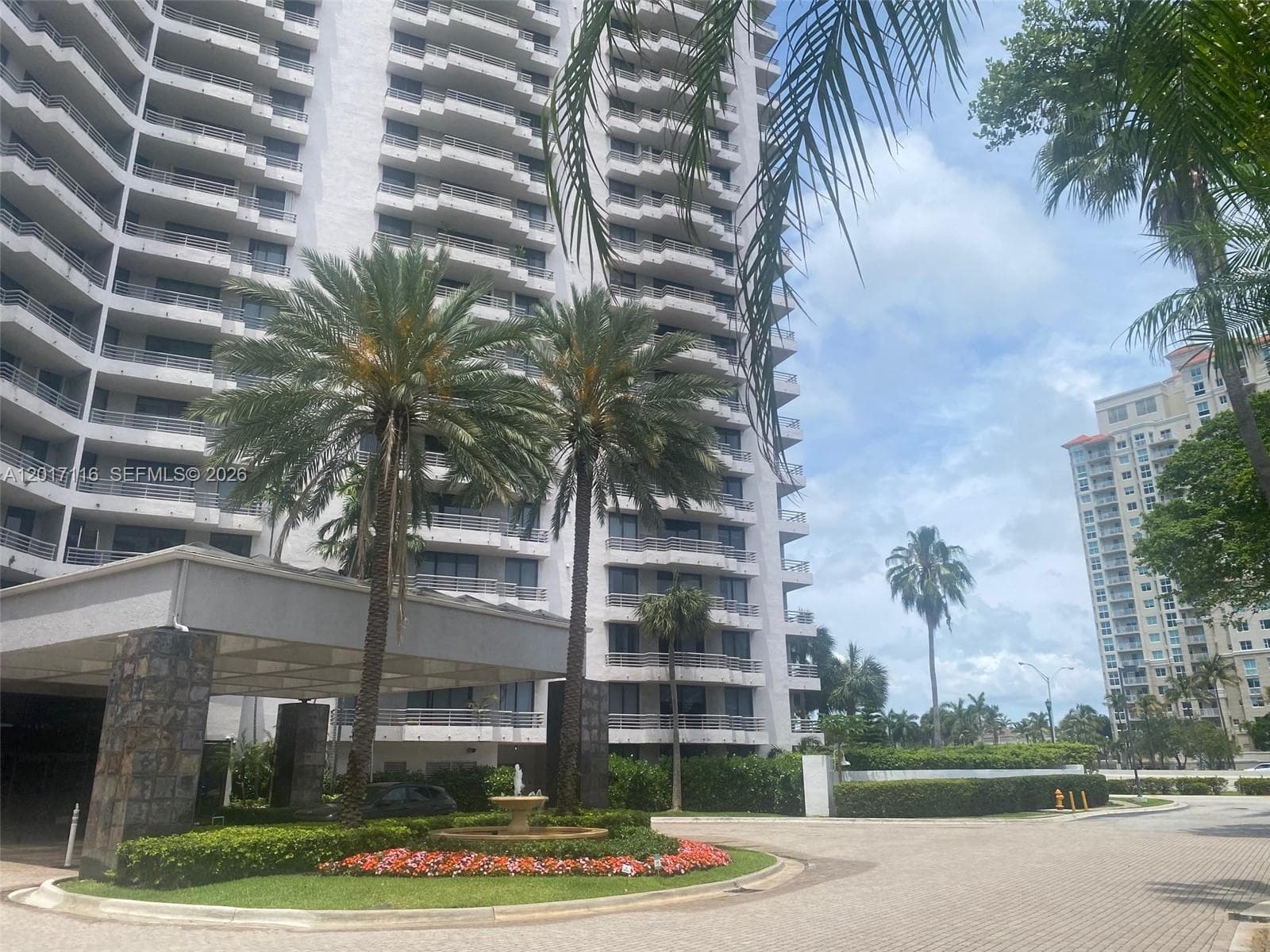 3300 NE 191st St # 1906, Aventura FL 33180 — 2