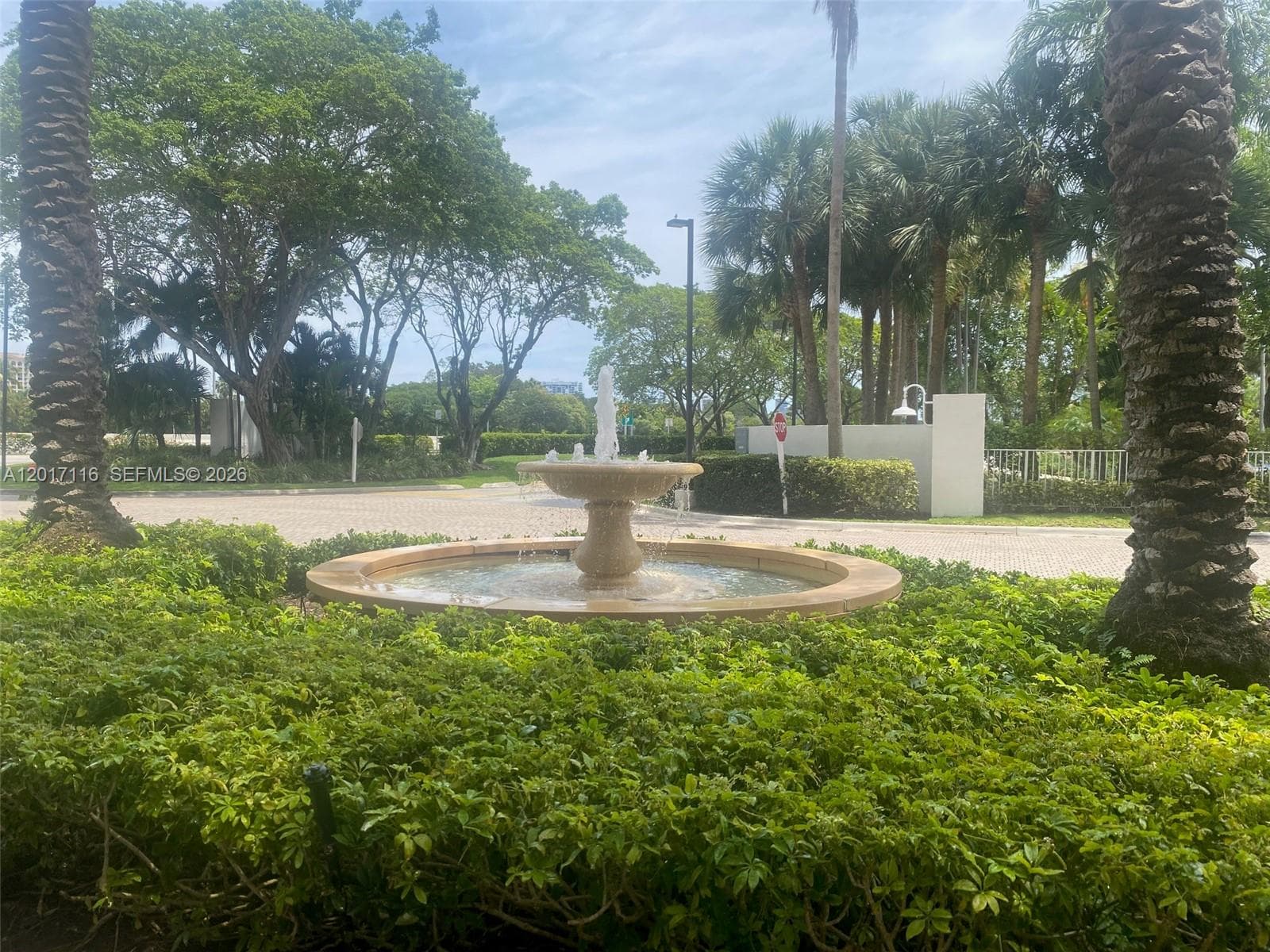 3300 NE 191st St # 1906, Aventura FL 33180 — 3