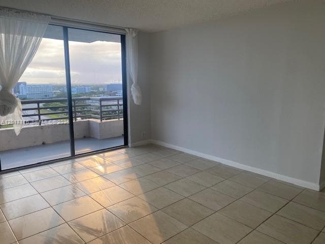 3300 NE 191st St # 1906, Aventura FL 33180 — 33
