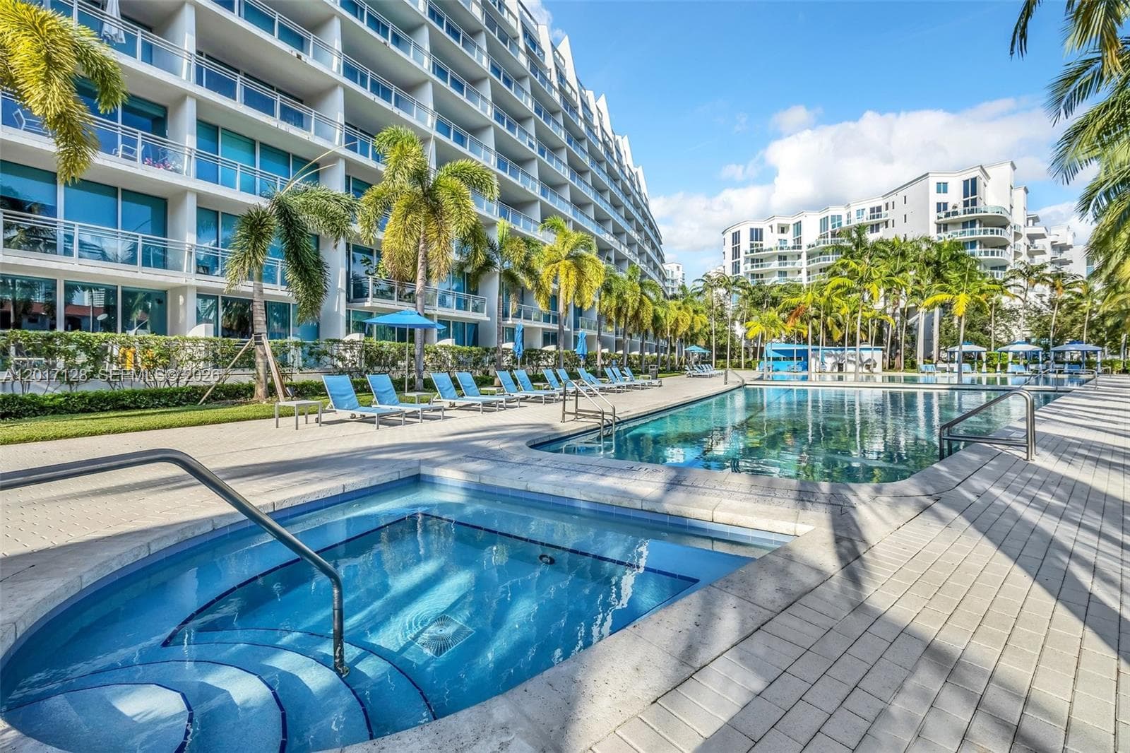 2950 NE 188th St # 403, Aventura FL 33180 — 23