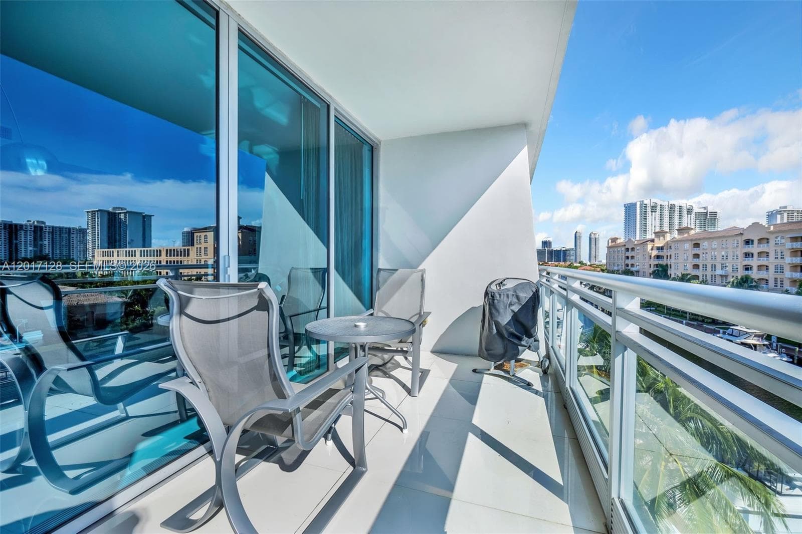 2950 NE 188th St # 403, Aventura FL 33180 — 6