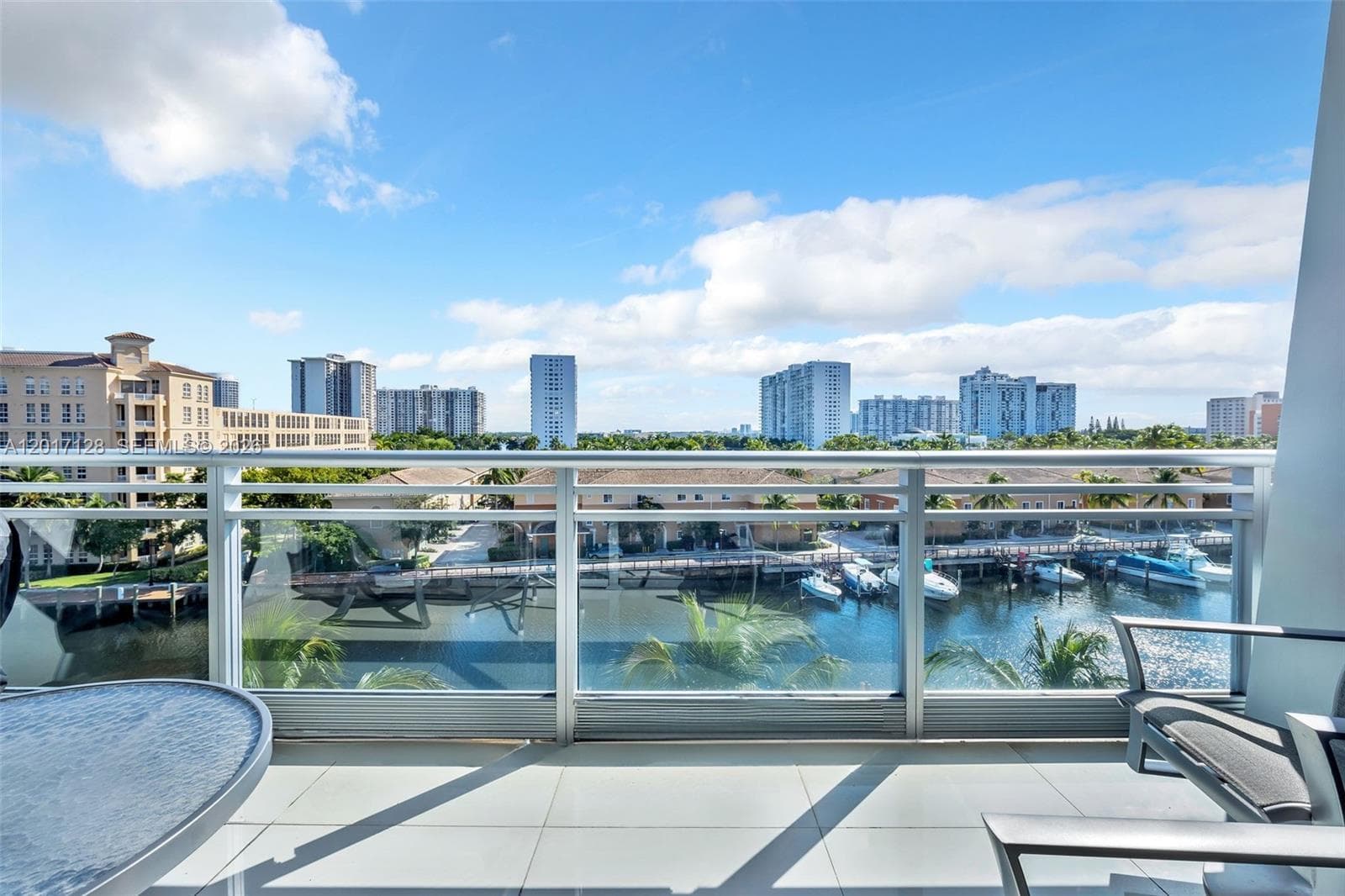 2950 NE 188th St # 403, Aventura FL 33180 — 18
