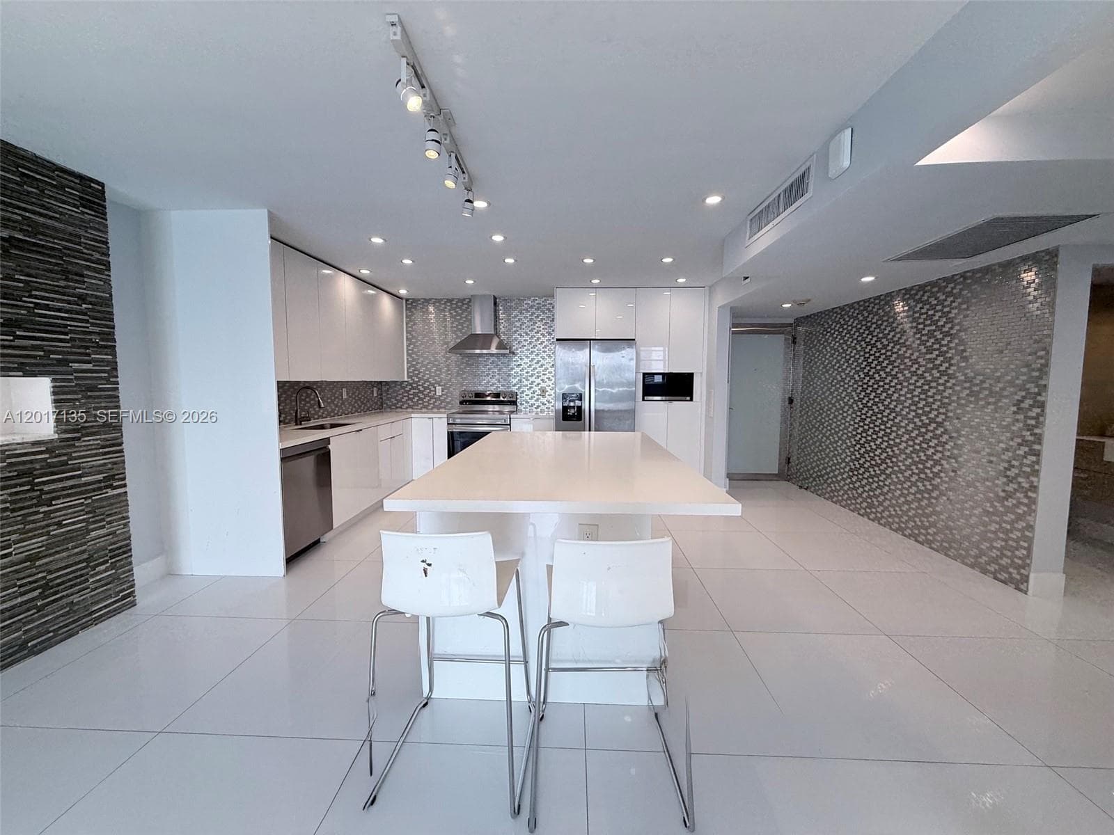 19390 Collins Ave # 907, Sunny Isles Beach FL 33160 — 3