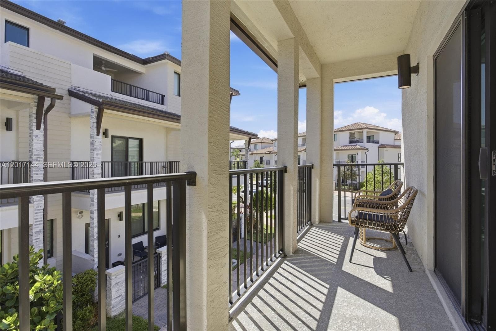 4426 83rd Pkwy, Doral FL 33166 — 18