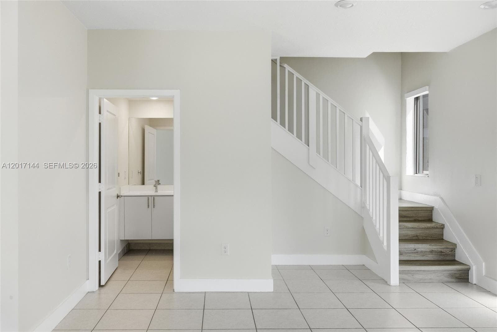 4426 83rd Pkwy, Doral FL 33166 — 11