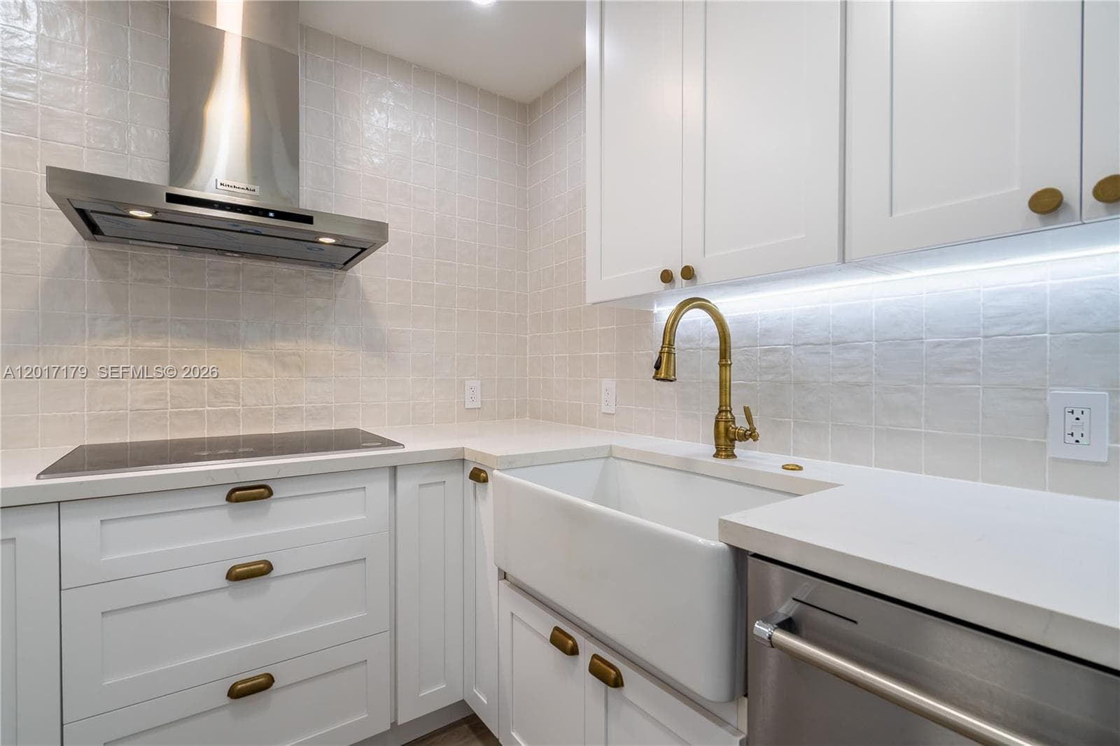 3675 N Country Club Dr # 1906, Aventura FL 33180 — 9