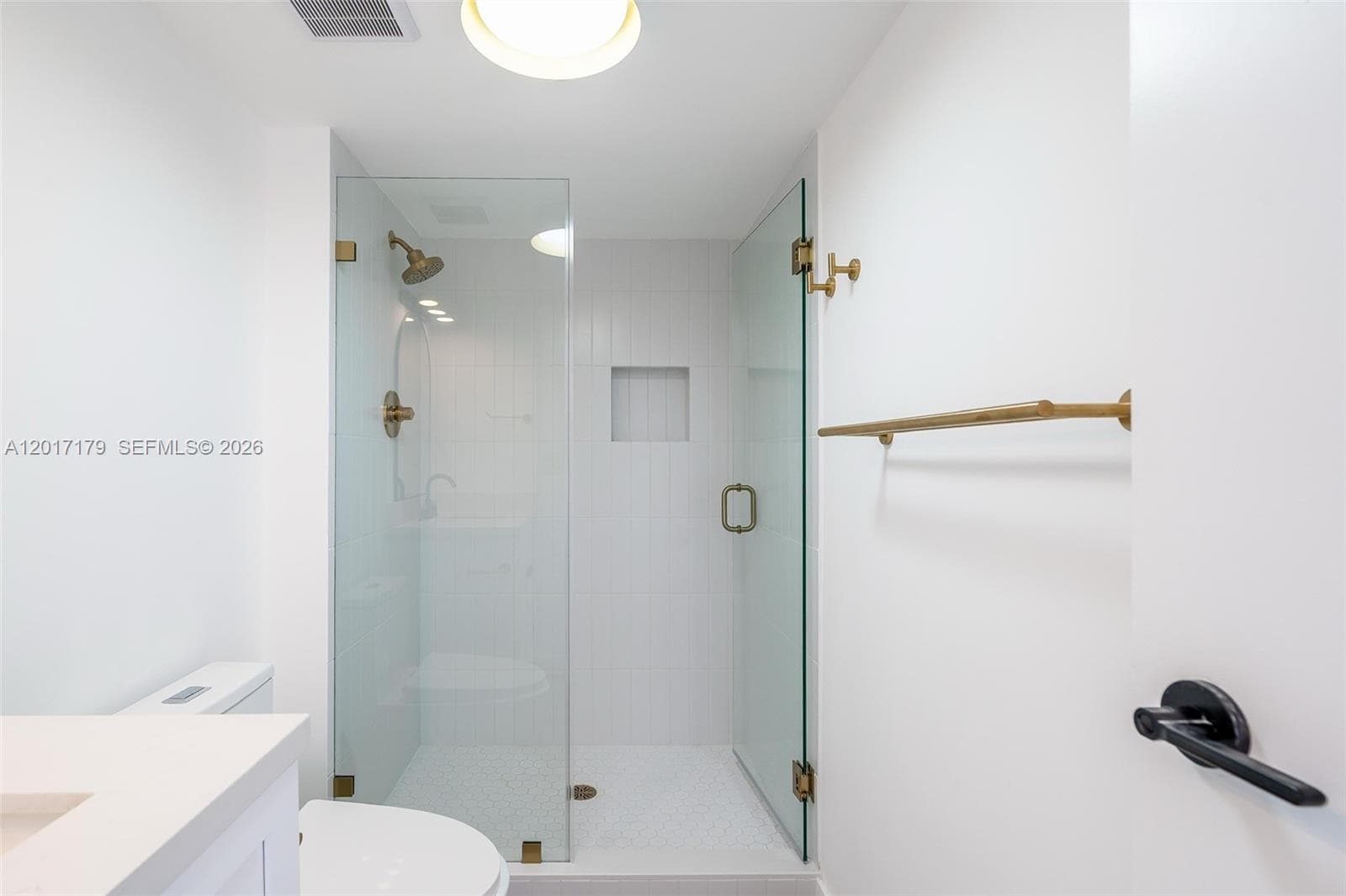3675 N Country Club Dr # 1906, Aventura FL 33180 — 39