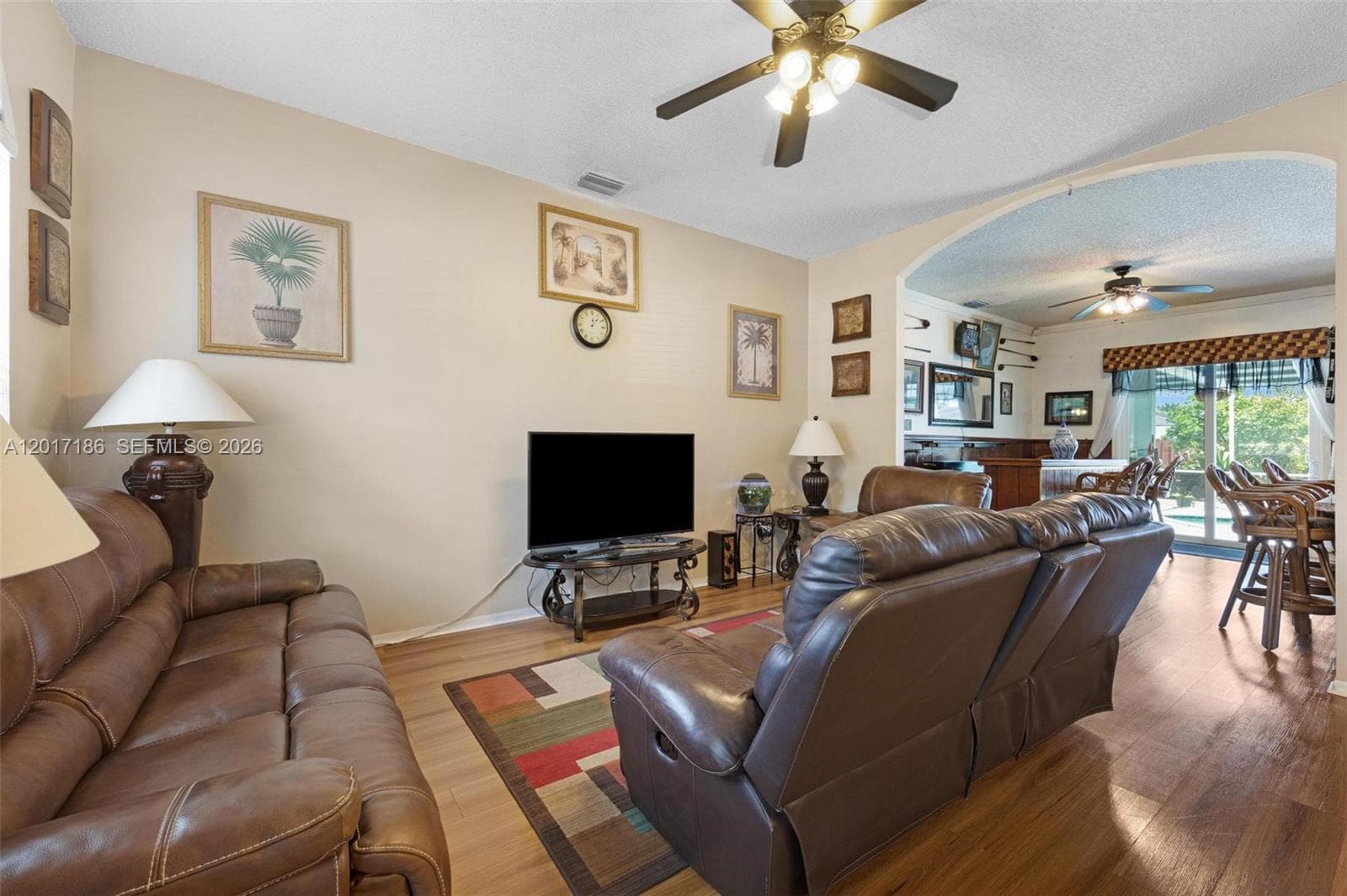 2915 SE 4th Pl, Homestead FL 33033 — 24