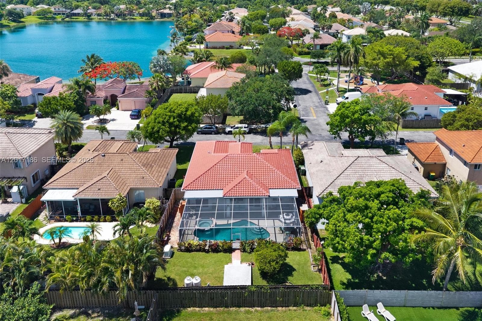 2915 SE 4th Pl, Homestead FL 33033 — 40