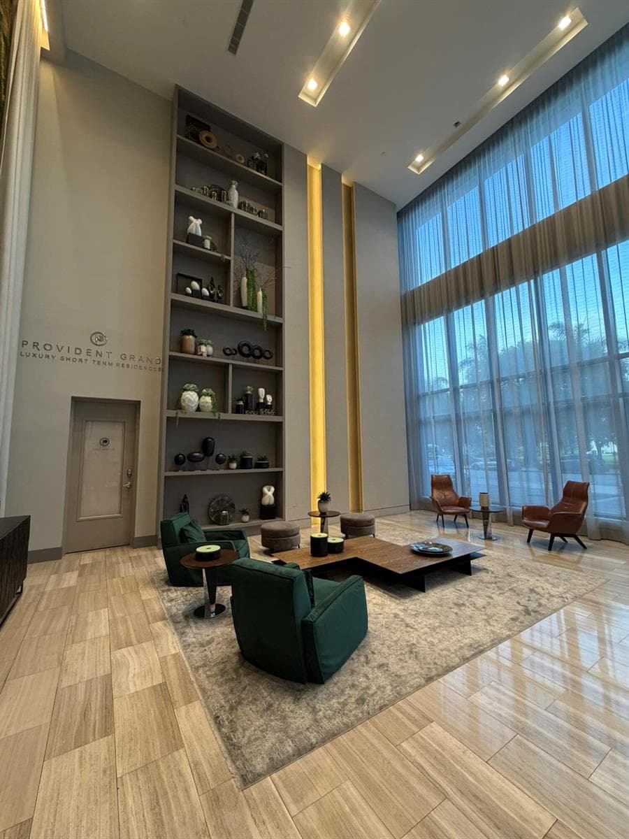 5350 NW 84th Avenue # 609, Doral FL 33166 — 98