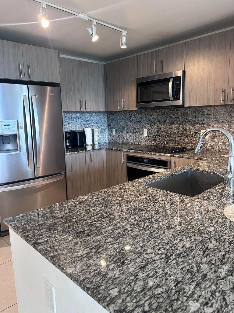 5350 NW 84th Avenue # 609, Doral FL 33166 — 32