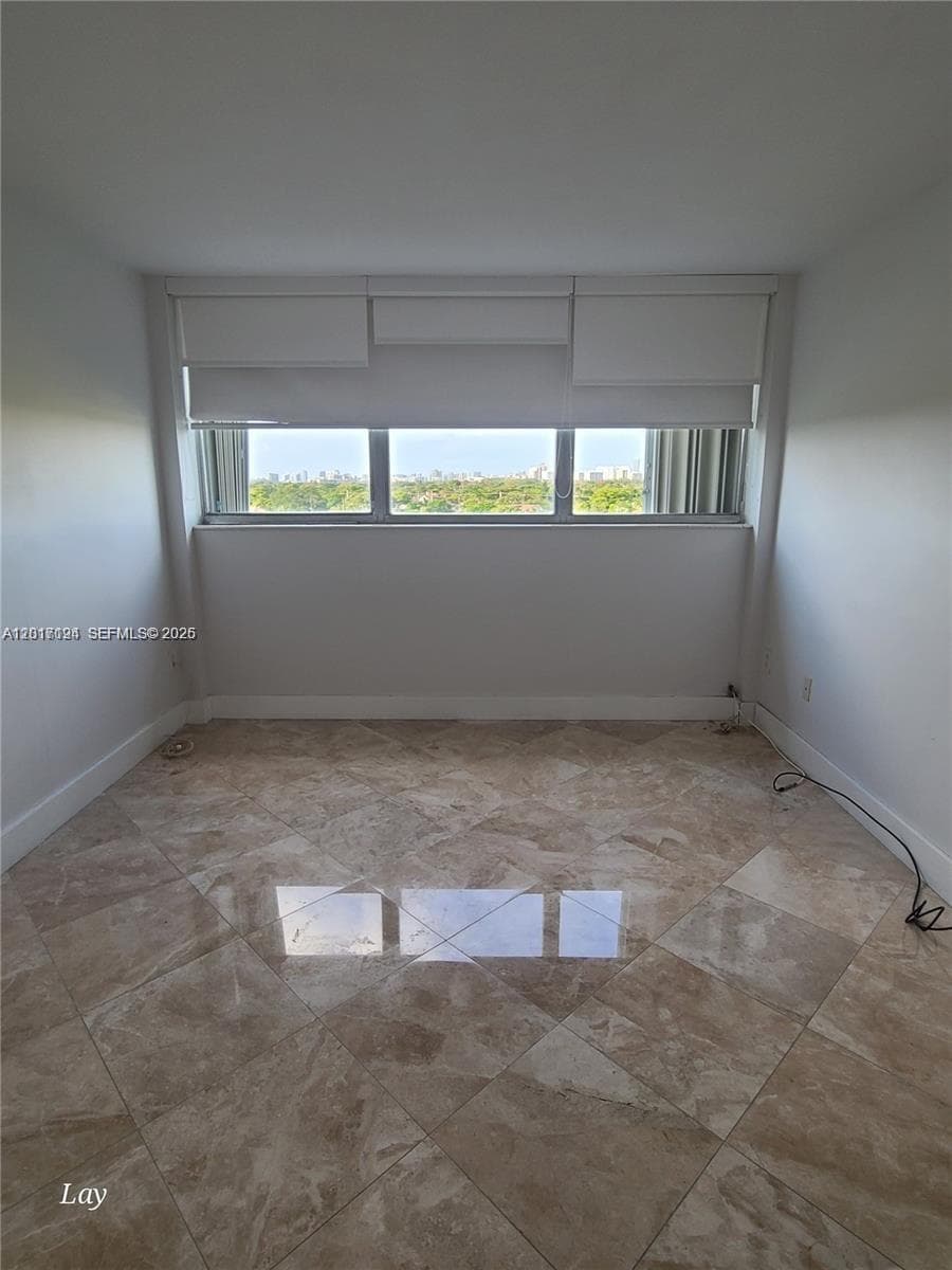 Andor Plaza Condo, North Miami Beach, FL — 5