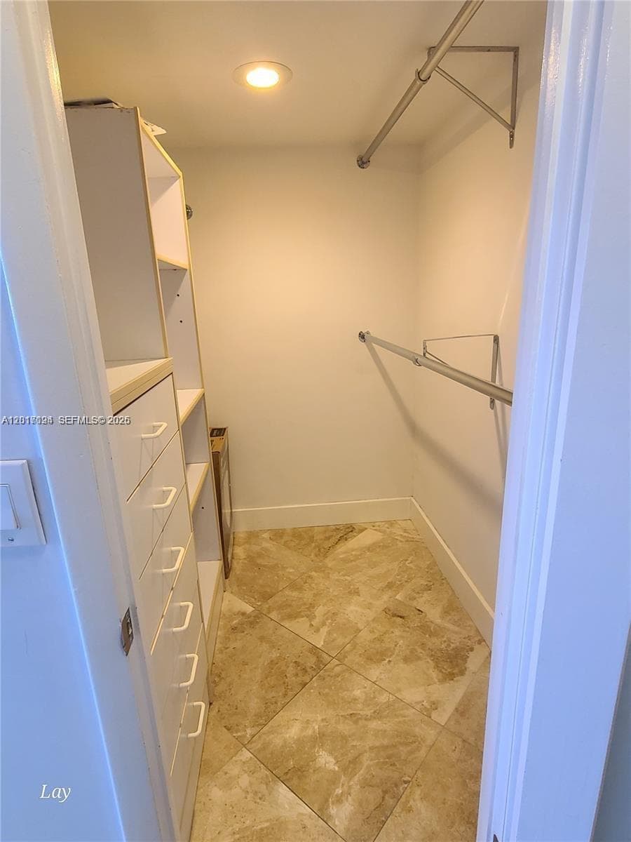 Andor Plaza Condo, North Miami Beach, FL — 9