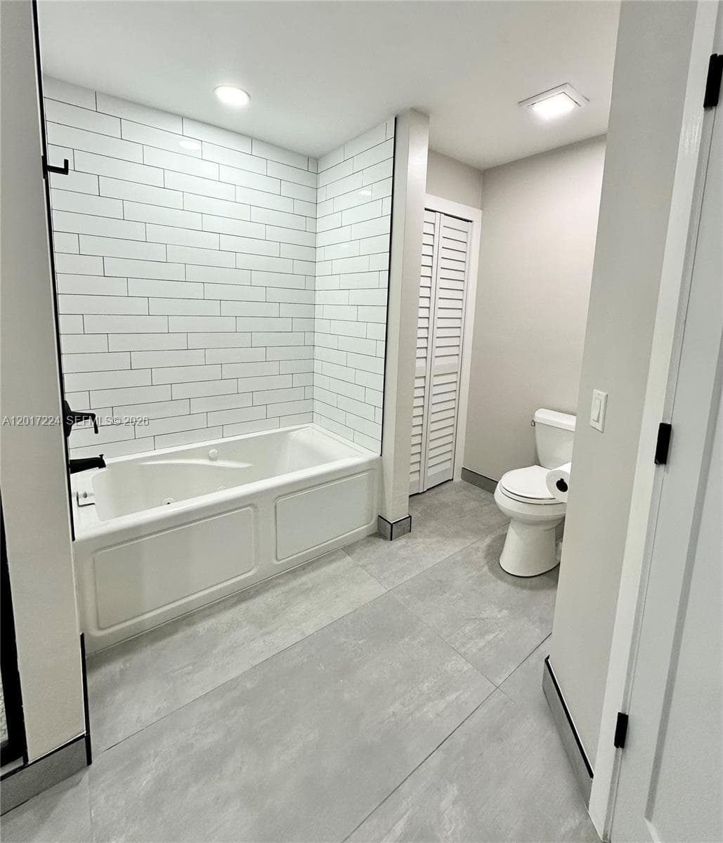 9586 SW 155th Ave, Miami FL 33196 — 35