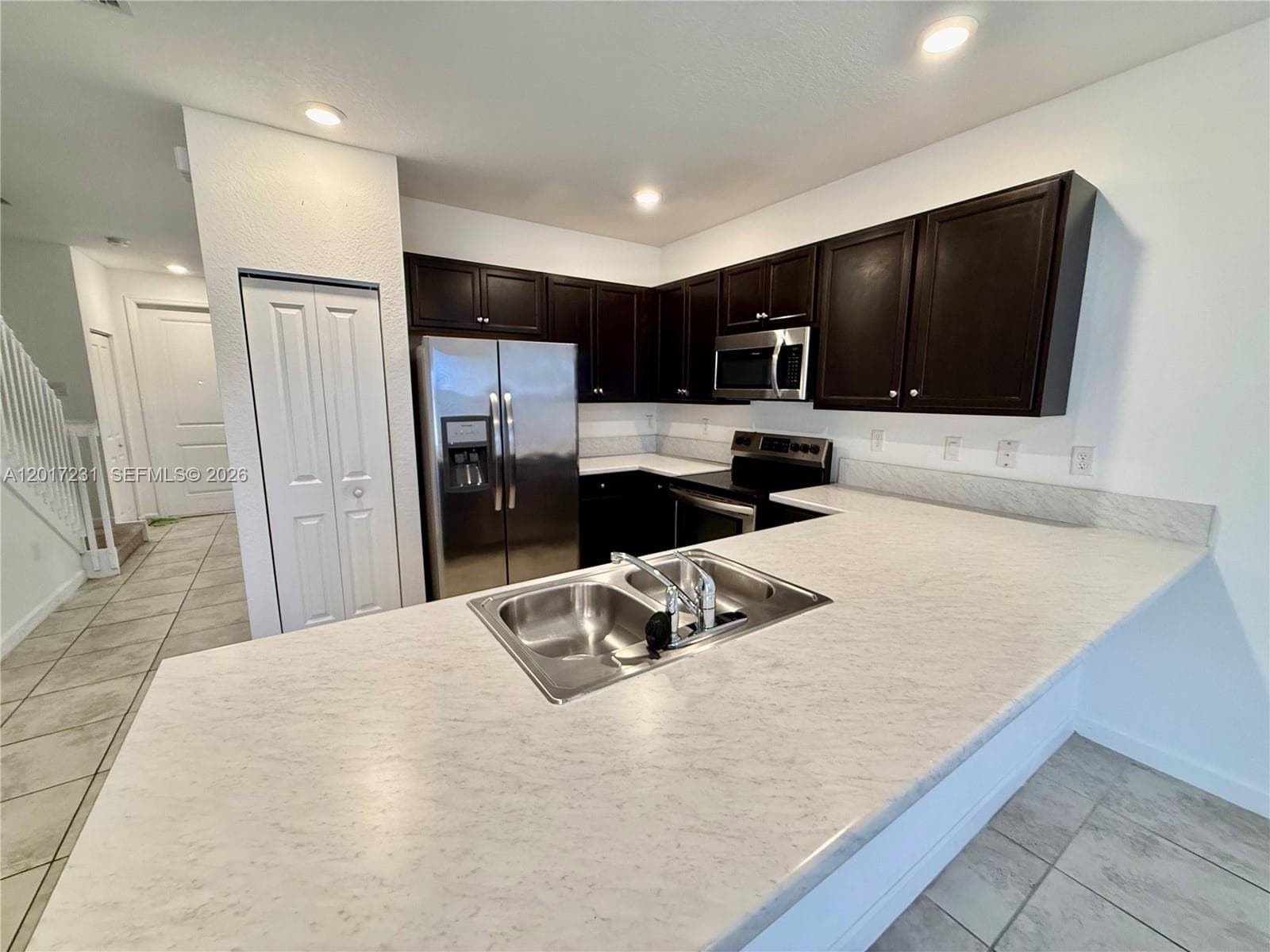 Coco Palm - Isola, Homestead, FL — 2
