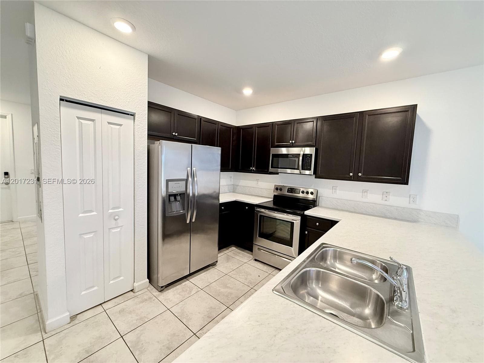 Coco Palm - Isola, Homestead, FL — 8