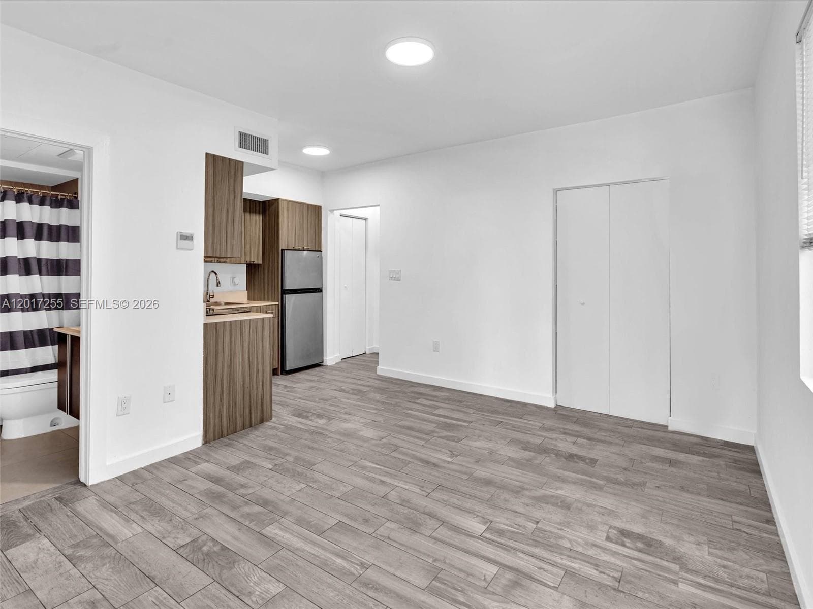 557 Michigan Ave # 114, Miami Beach FL 33139 — 2