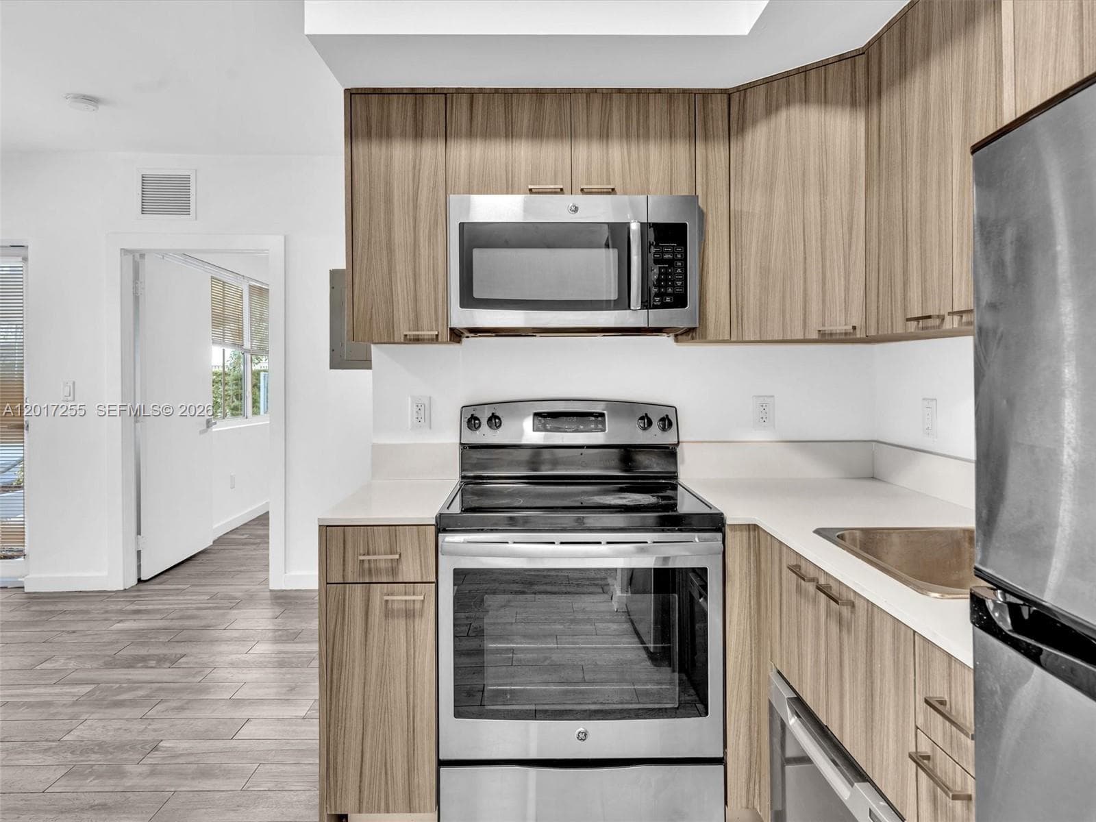 557 Michigan Ave # 114, Miami Beach FL 33139 — 9