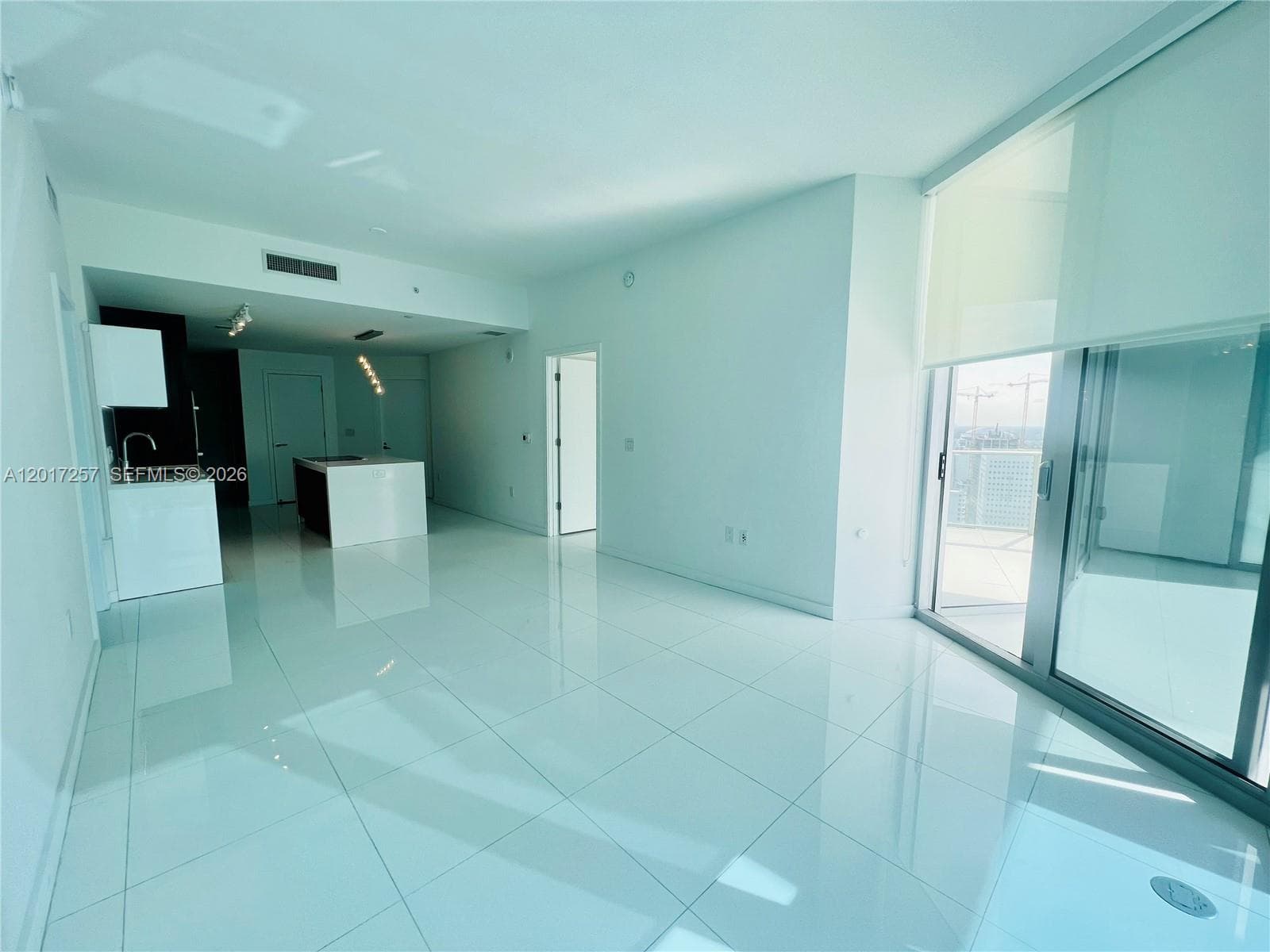 851 NE 1st Av # 2808, Miami FL 33132 — 12