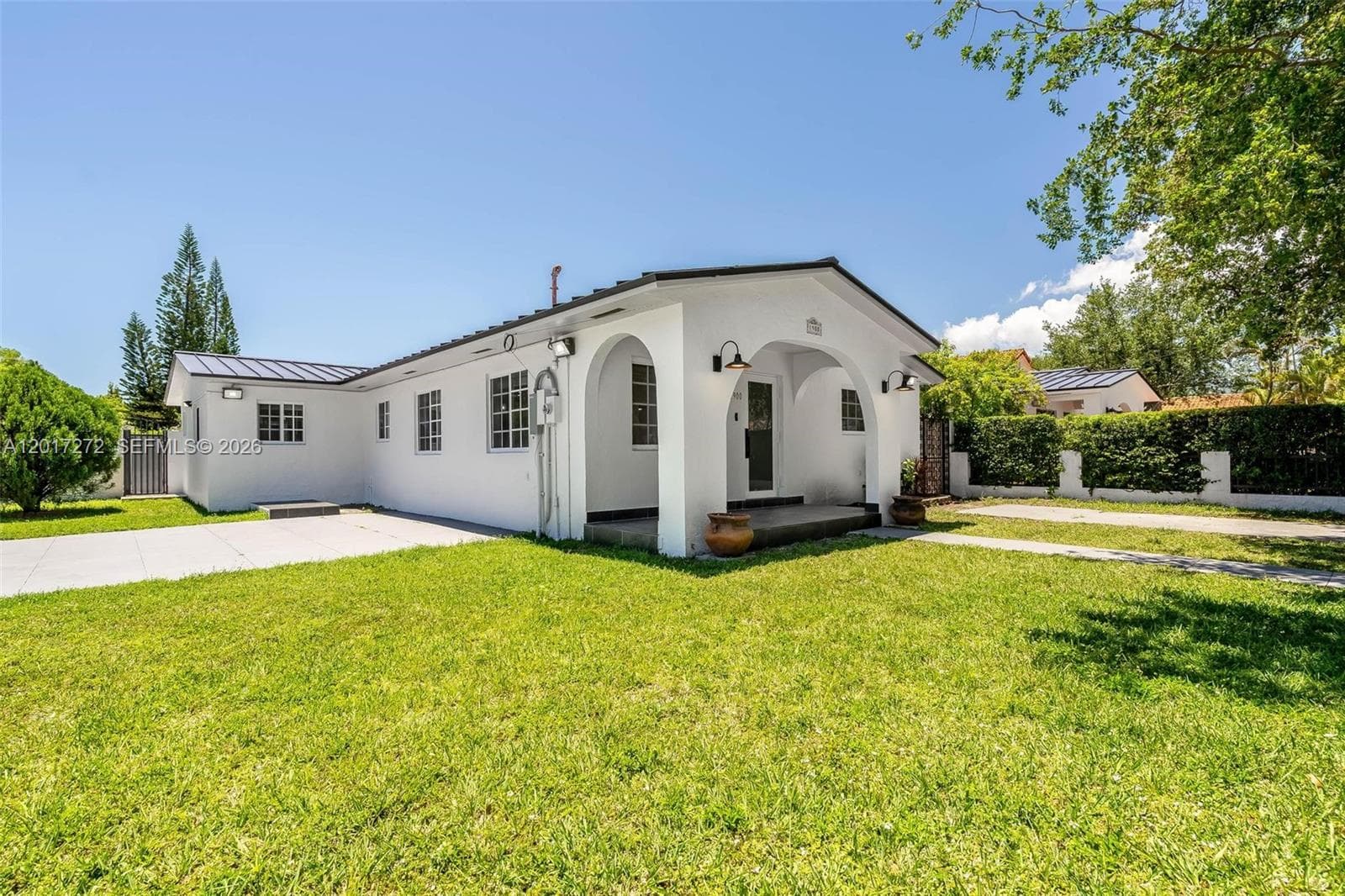 1900 SW 24th St, Miami FL 33145 — 24