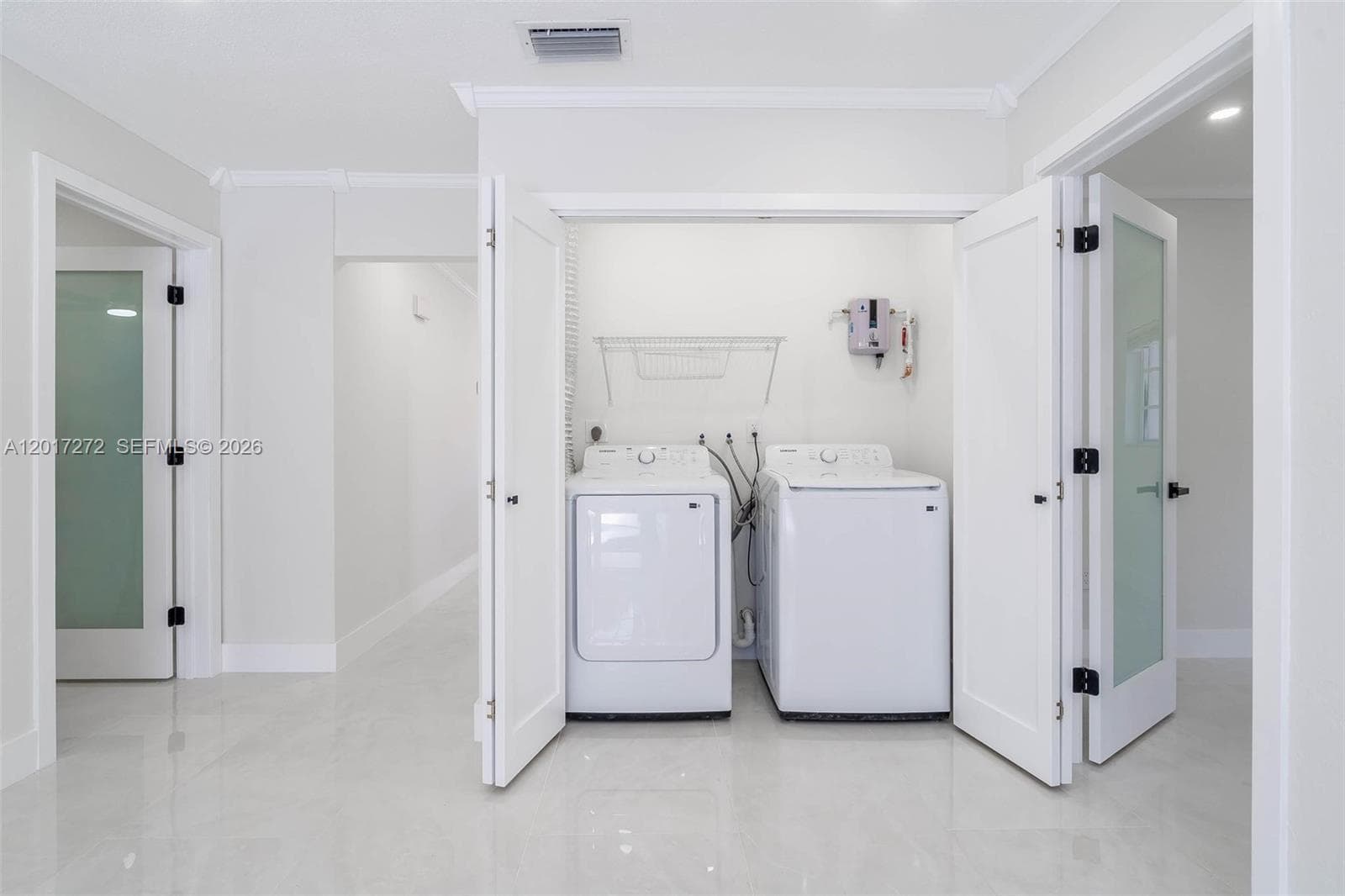 1900 SW 24th St, Miami FL 33145 — 21