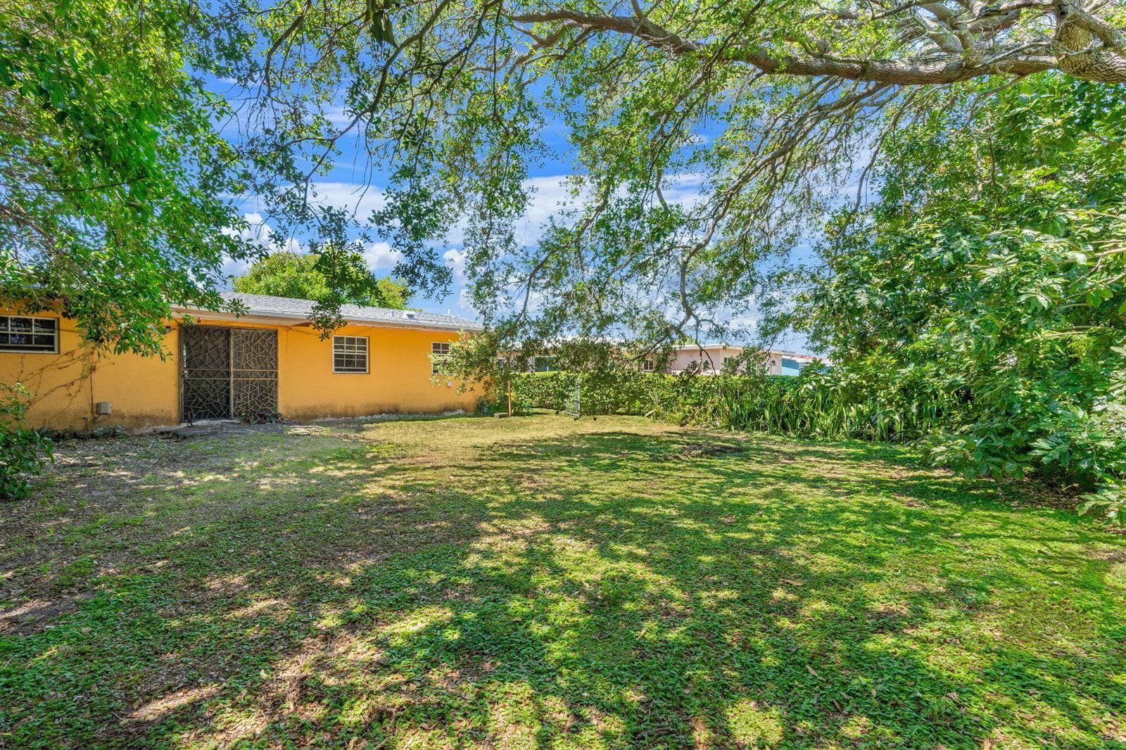 1261 NW 172nd Street, Miami Gardens FL 33169 — 13