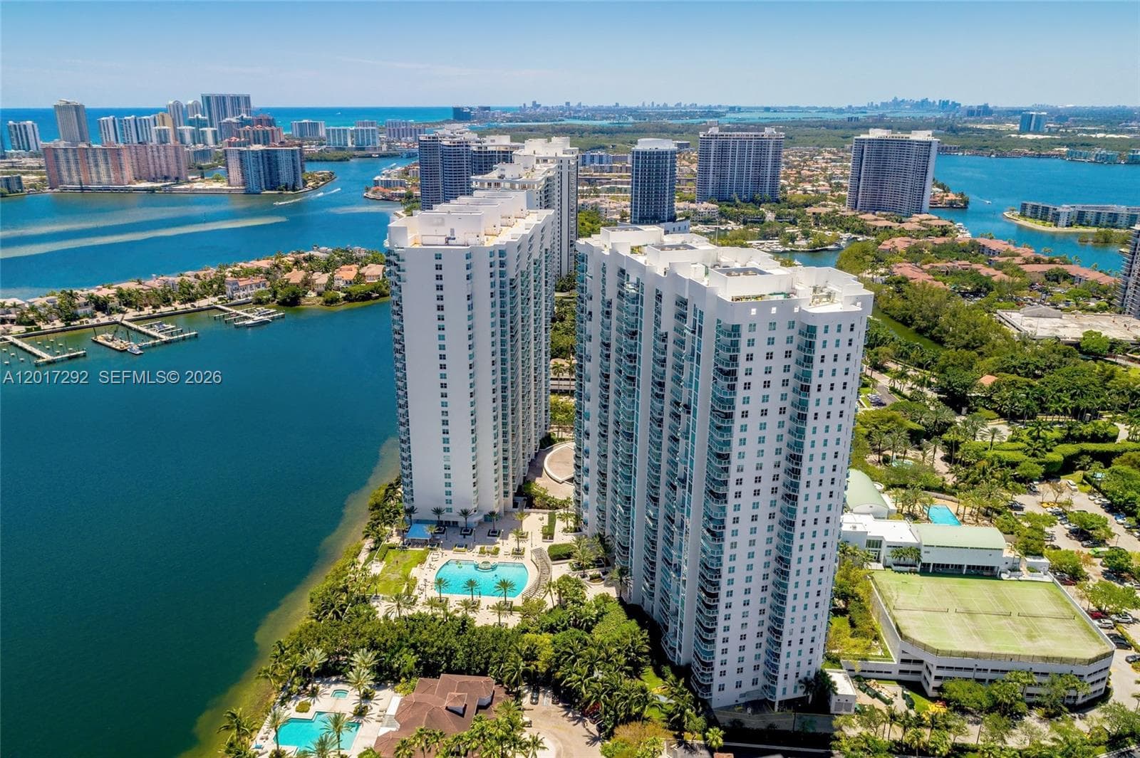 3201 NE 183rd St, Aventura FL 33160 — 35