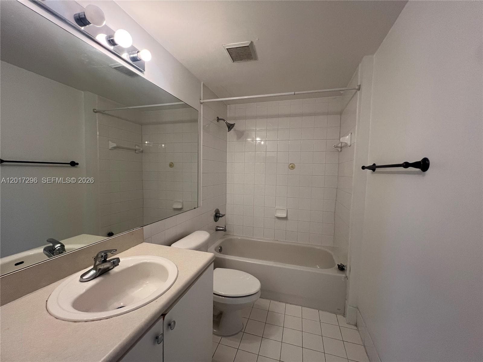 5091 NW 7th St # 706, Miami FL 33126 — 9