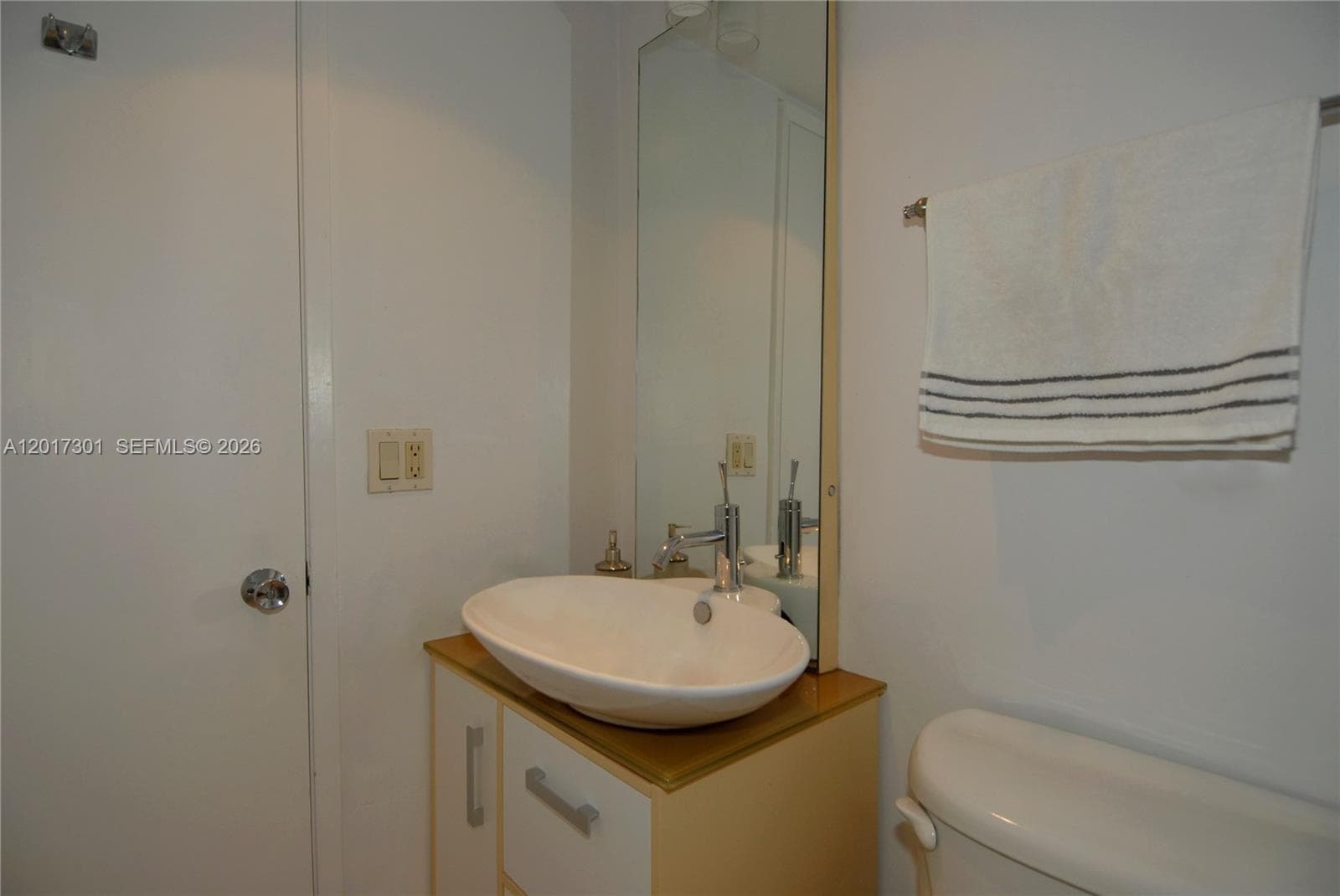 600 NE 36 ST # 1212, Miami FL 33137 — 14