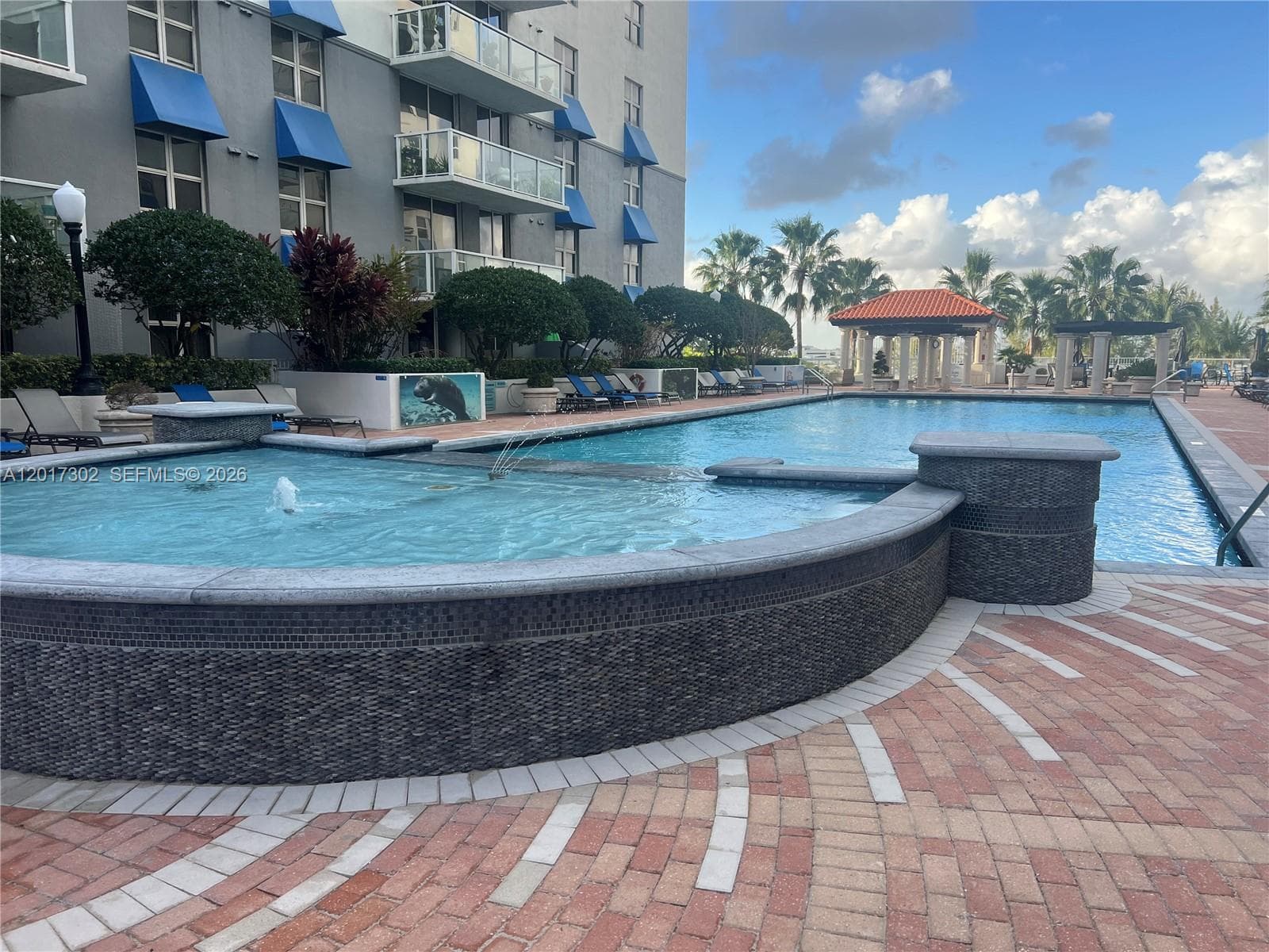 5085 NW 7th St, Miami FL 33126 — 22