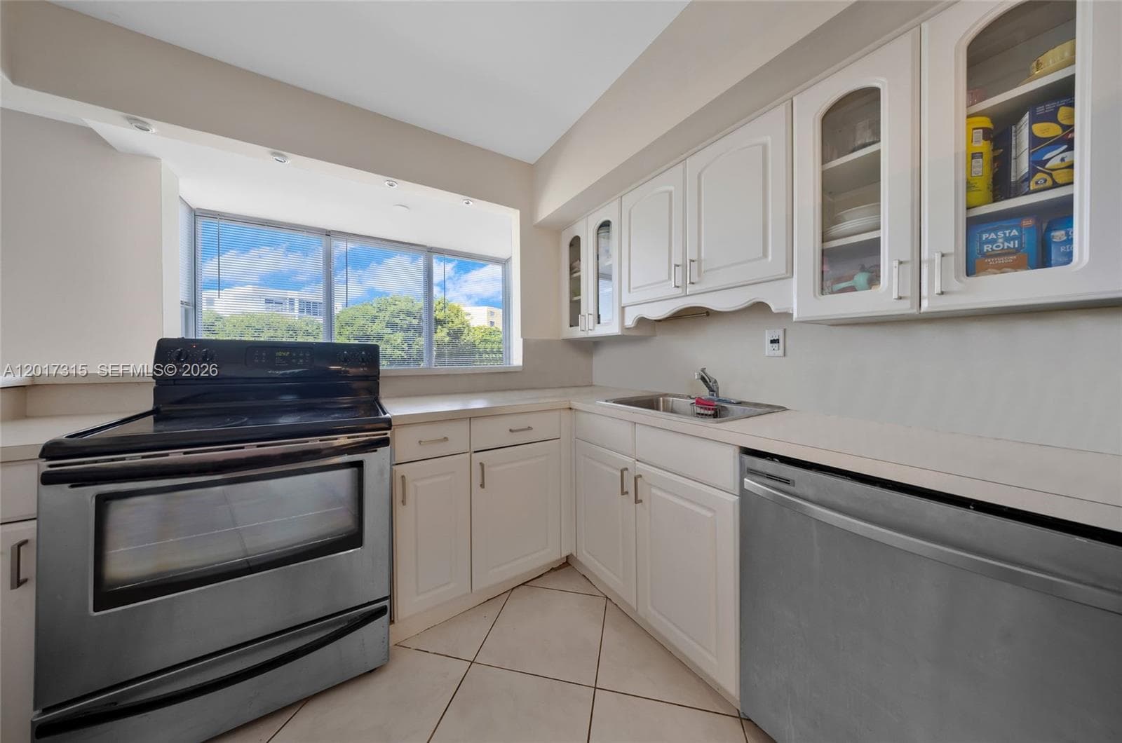250 180th Dr # 352, Sunny Isles Beach FL 33160 — 9