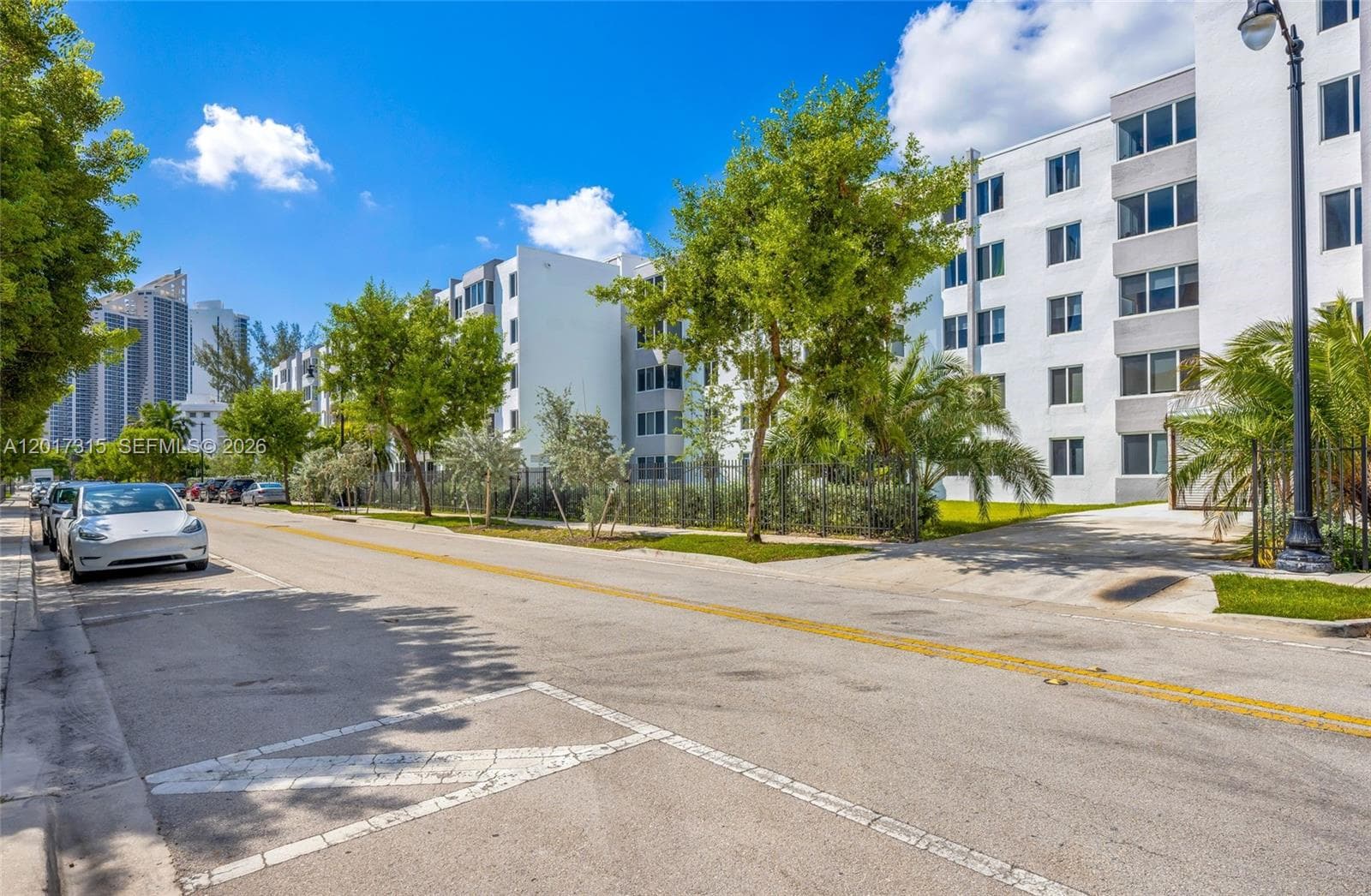 250 180th Dr # 352, Sunny Isles Beach FL 33160 — 24