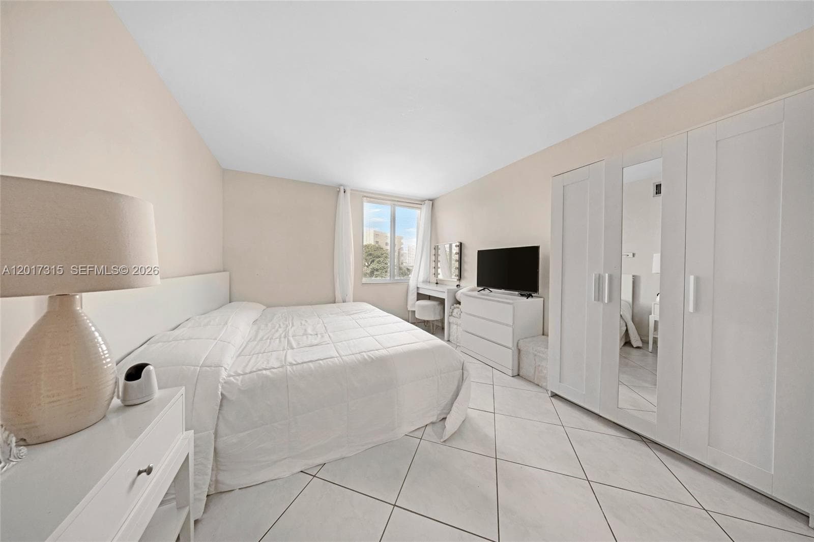 250 180th Dr # 352, Sunny Isles Beach FL 33160 — 14